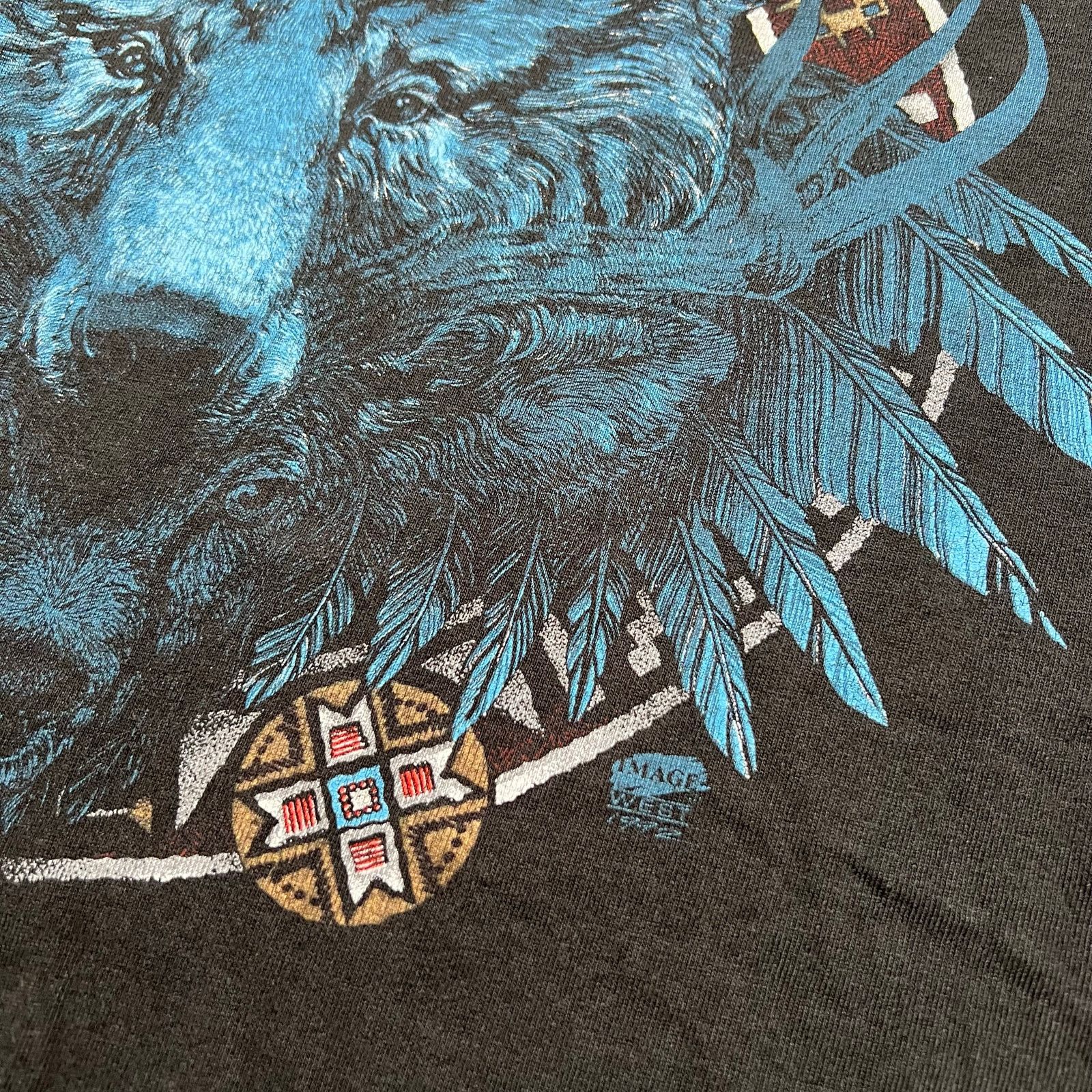 Fruit Of The Loom Vintage 90s Native Eagle Wolf Bear T-Shirt L USA Nature Size US L / EU 52-54 / 3 - 4 Thumbnail