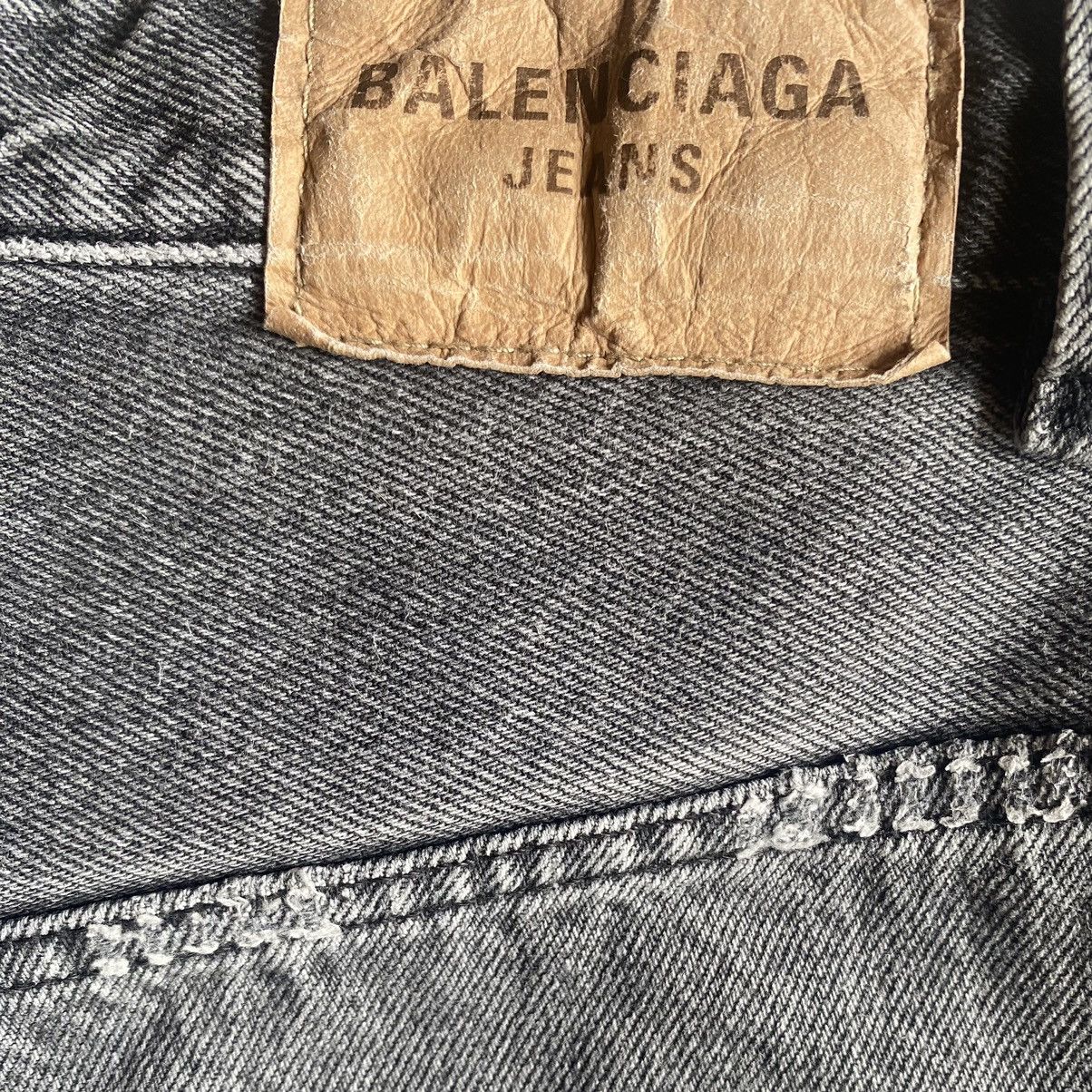 Balenciaga Balenciaga Fray Cropped Denim Size US 32 / EU 48 - 6 Thumbnail