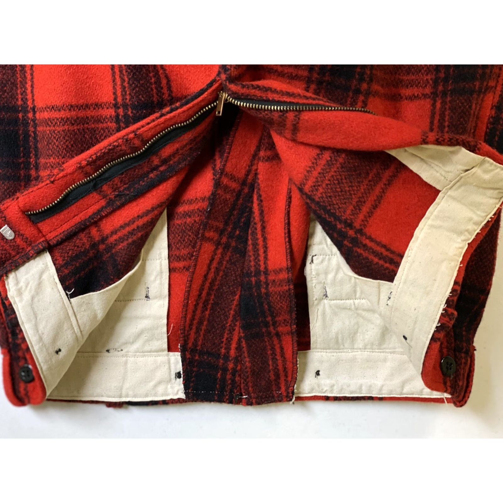 Vintage VINTAGE Penneys Buffalo Plaid Wool Hunting Pants Mens 32 Red Black Wool Blend Casual USA 32 Mens Pants Size US 32 / EU 48 - 4 Thumbnail