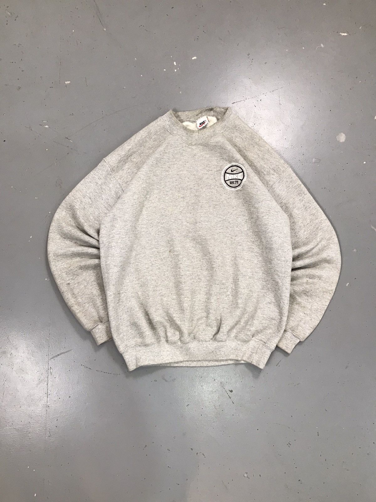 Nike × Vintage Vintage Nike off white boxy fit sweatshirt Size US XS / EU 42 / 0 - 1 Thumbnail