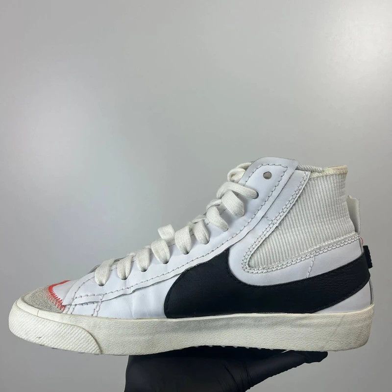 Nike Nike Blazer Mid 77 Stitch High Top Sneakers Size 44 Size US 10.5 / EU 43-44 - 4 Thumbnail