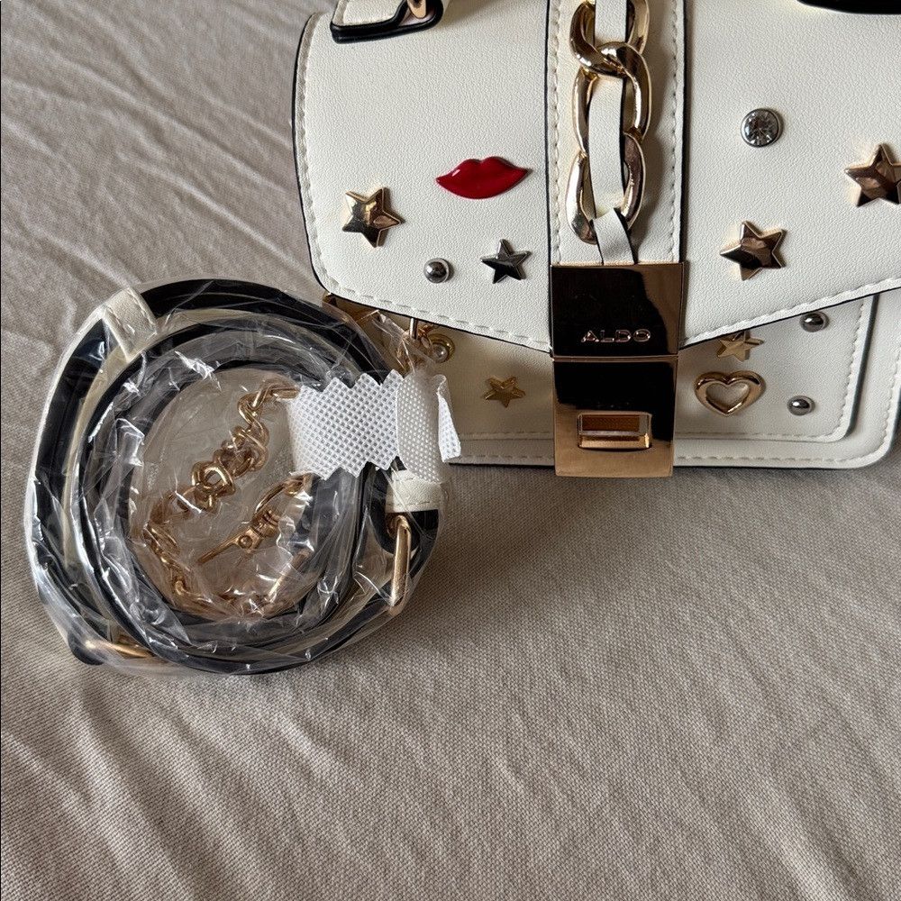 Aldo Aldo Alobrennan off white studded twist lock clasp handle/s Size ONE SIZE - 5 Thumbnail