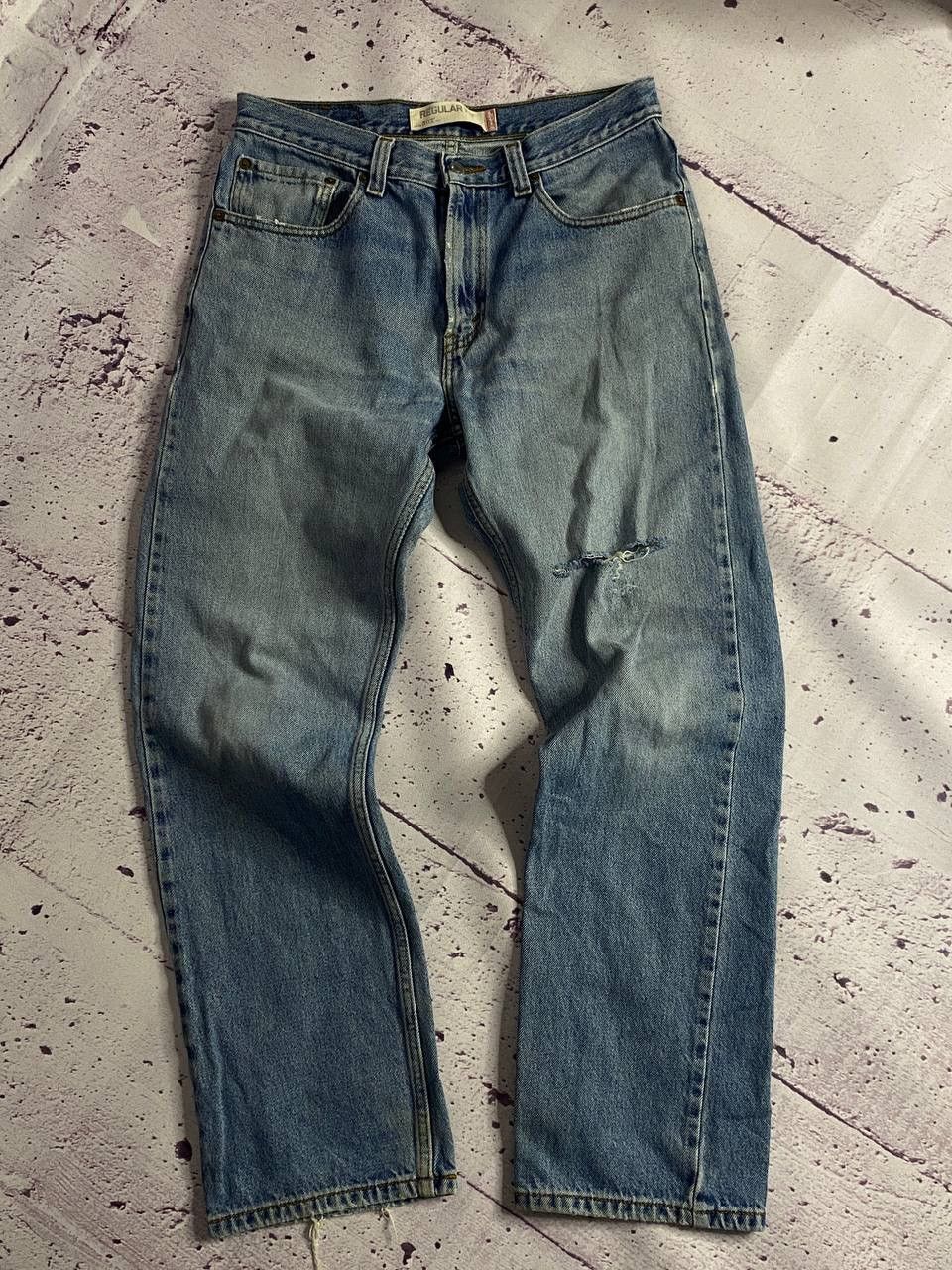 Levi's Vintage Clothing Vintage Levi's 505 Regular Fit Light Blue Denim Jeans 32*32 Size 32" / US 10 / IT 46 - 11 Thumbnail
