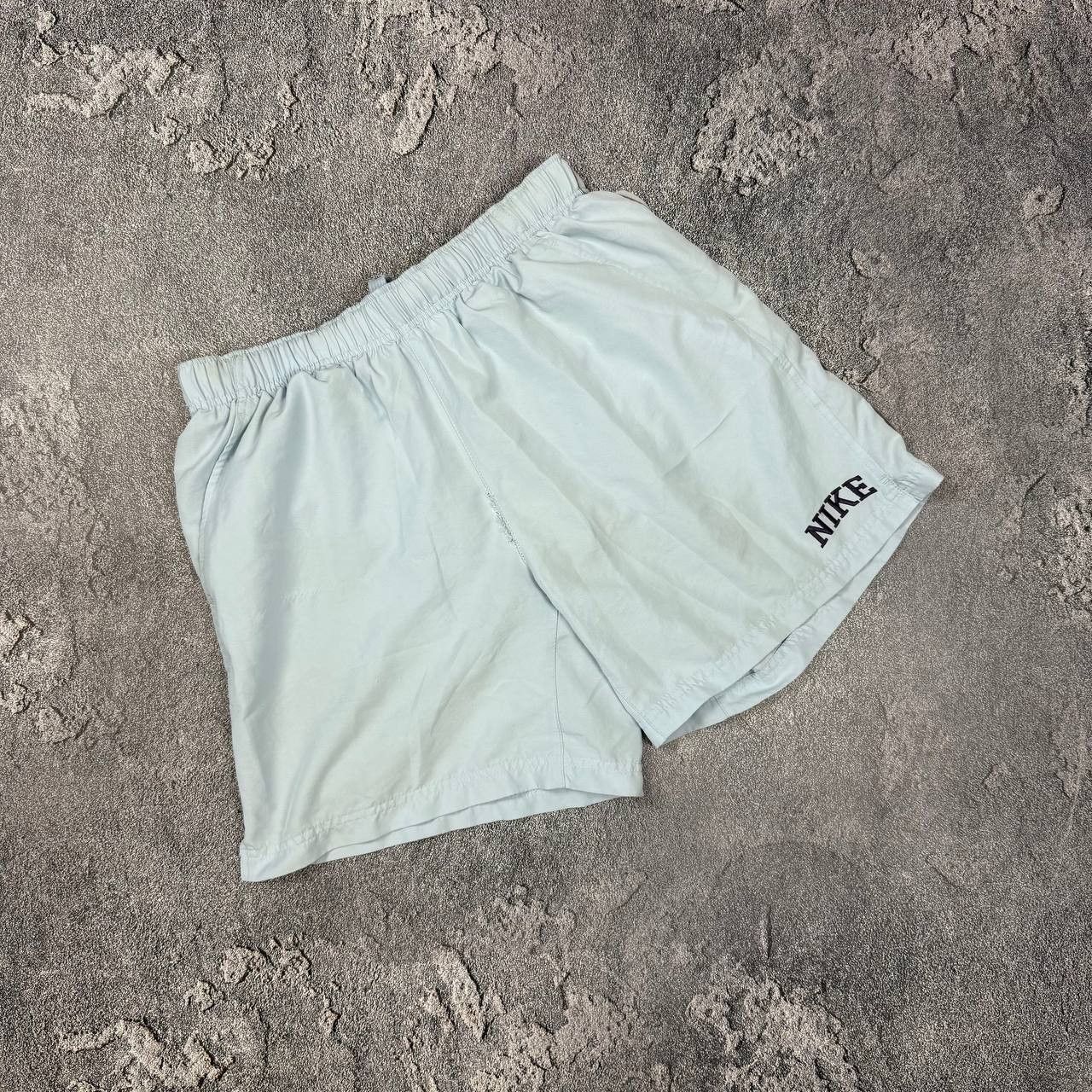 Nike Nike Vintage Shorts Blue Size M Size US 34 / EU 50 - 1 Thumbnail
