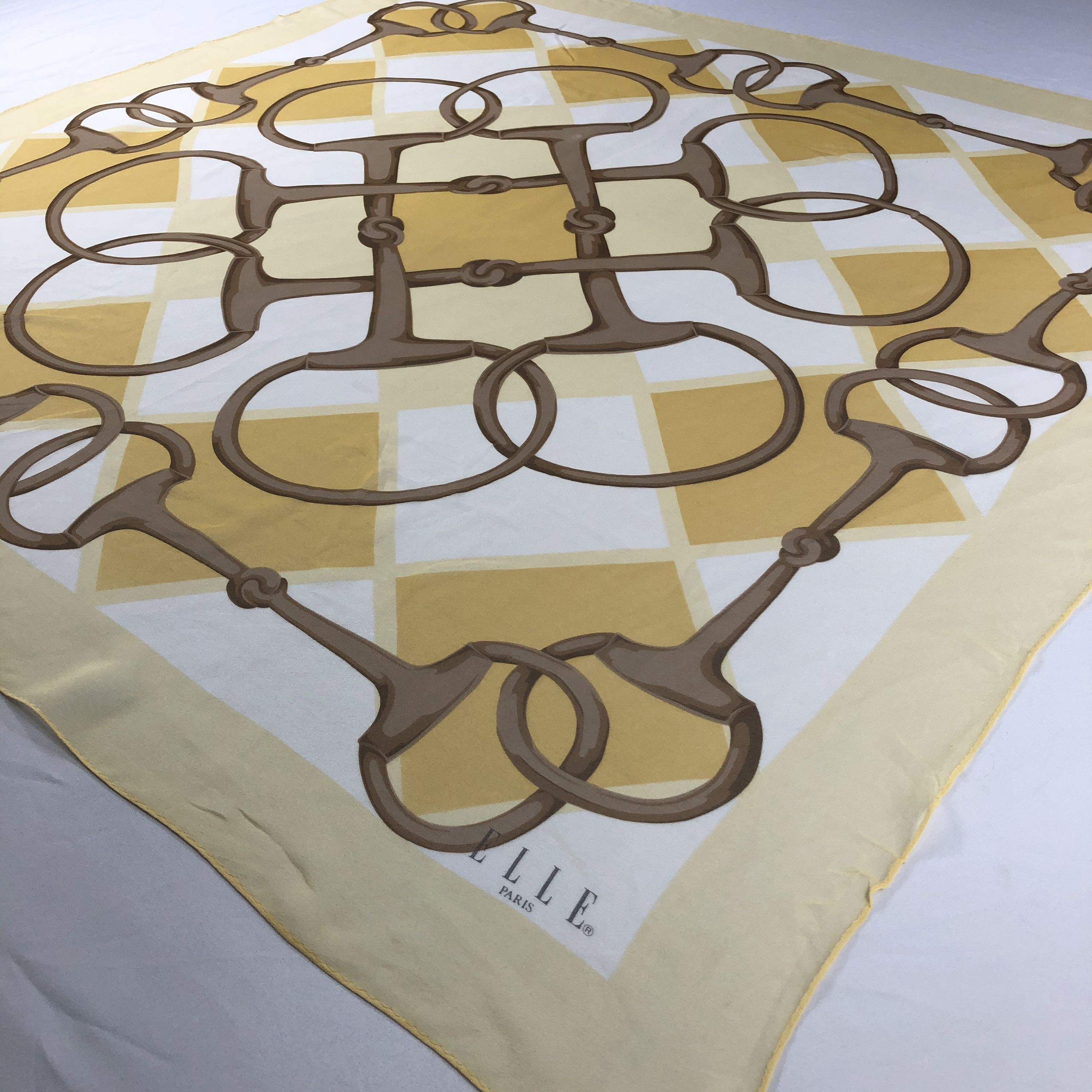 Vintage Vintage Elle Paris Silk Scarf Size ONE SIZE - 3 Thumbnail