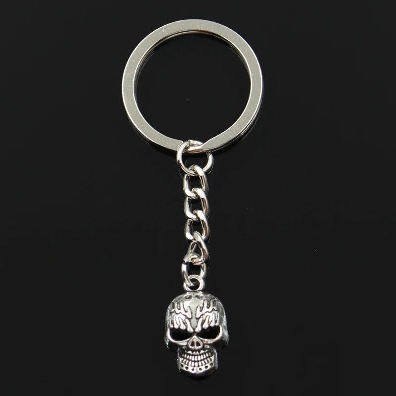 Vintage Retro Silver Head Skull Keychain Size ONE SIZE - 1 Thumbnail