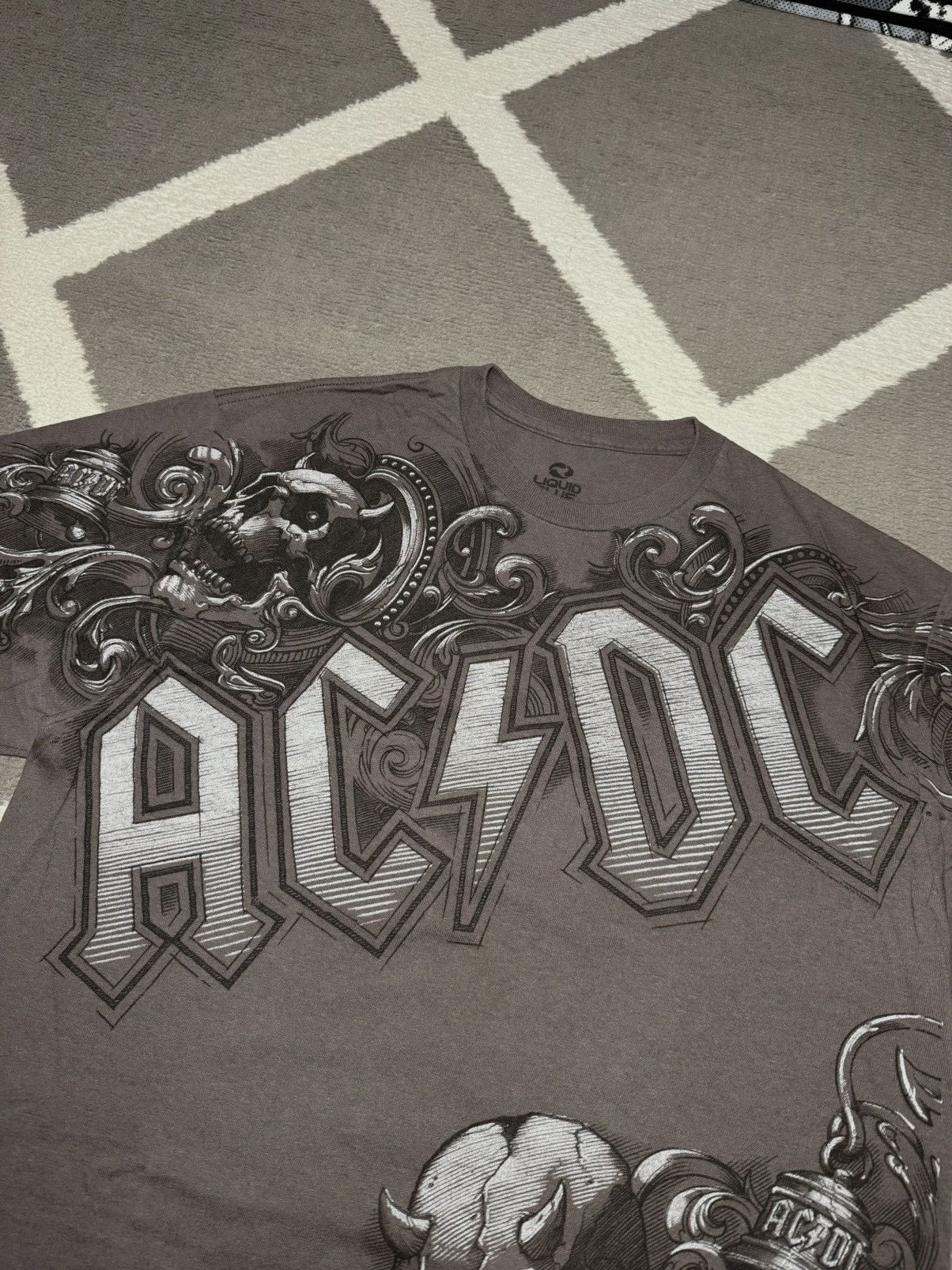 AC/DC × Liquid Blue × Vintage Liquid Blue x ACDC Band Graphic T-shirt Tee 00’s Y2K Size US L / EU 52-54 / 3 - 5 Thumbnail