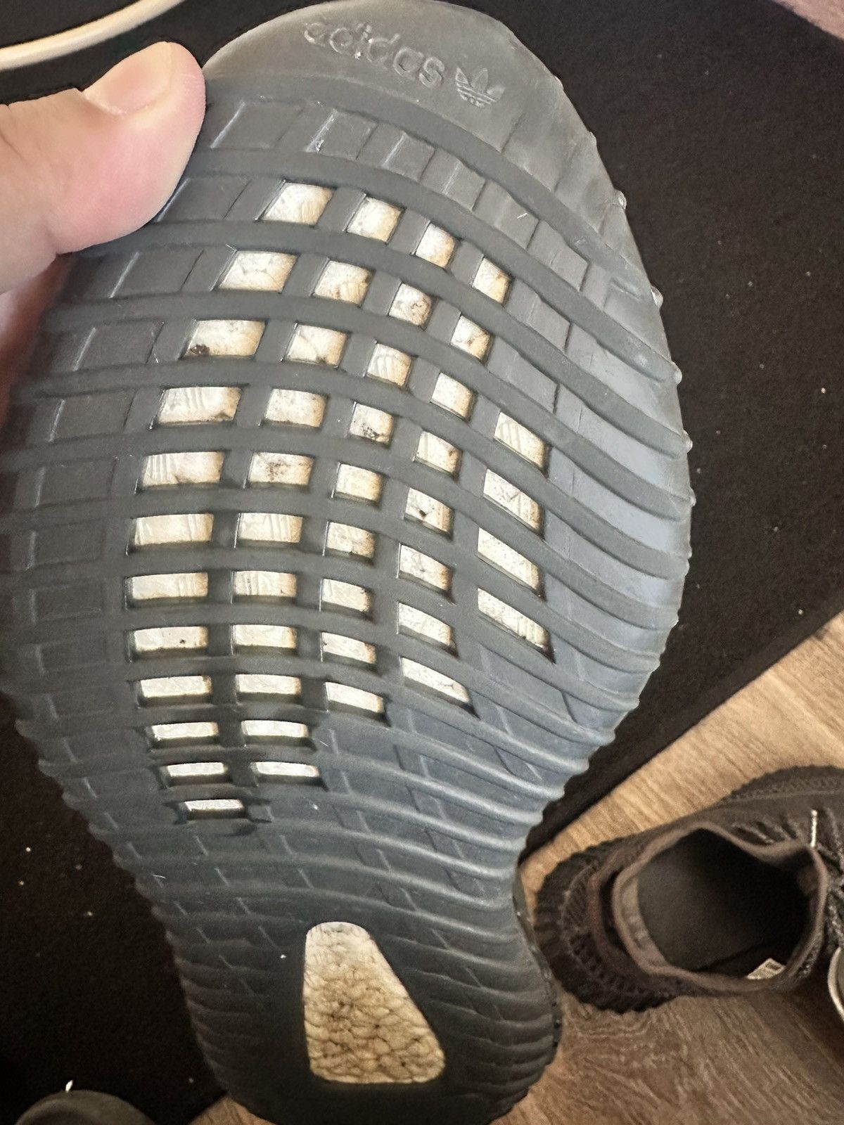 Yeezy Yeezy 350 v2 non reflective Size US 10 / EU 43 - 11 Thumbnail