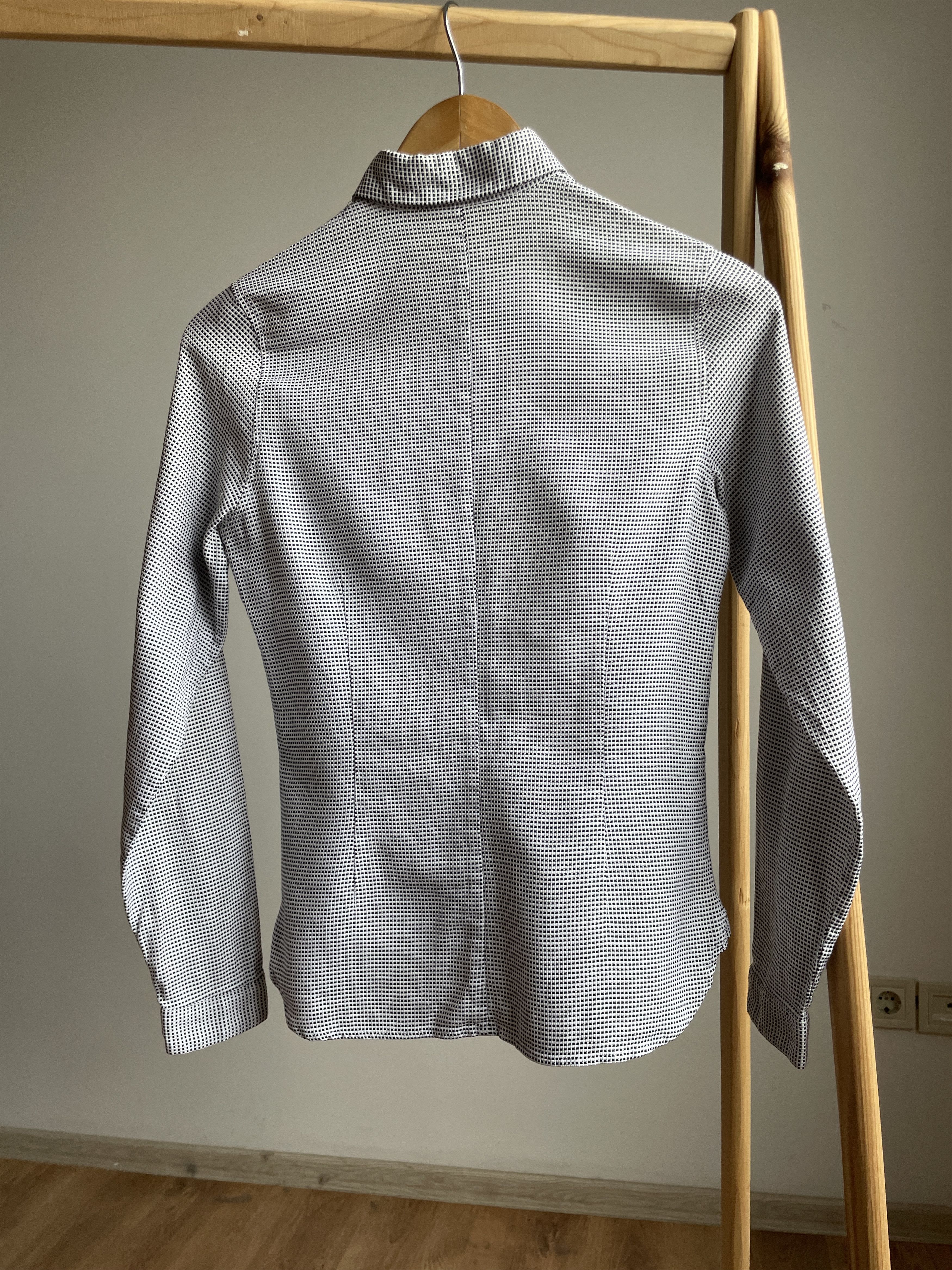 Burberry Burberry Womens Checkered Shirt Size US 4/ GB 8/ EU 36 Size S / US 4 / IT 40 - 2 Thumbnail