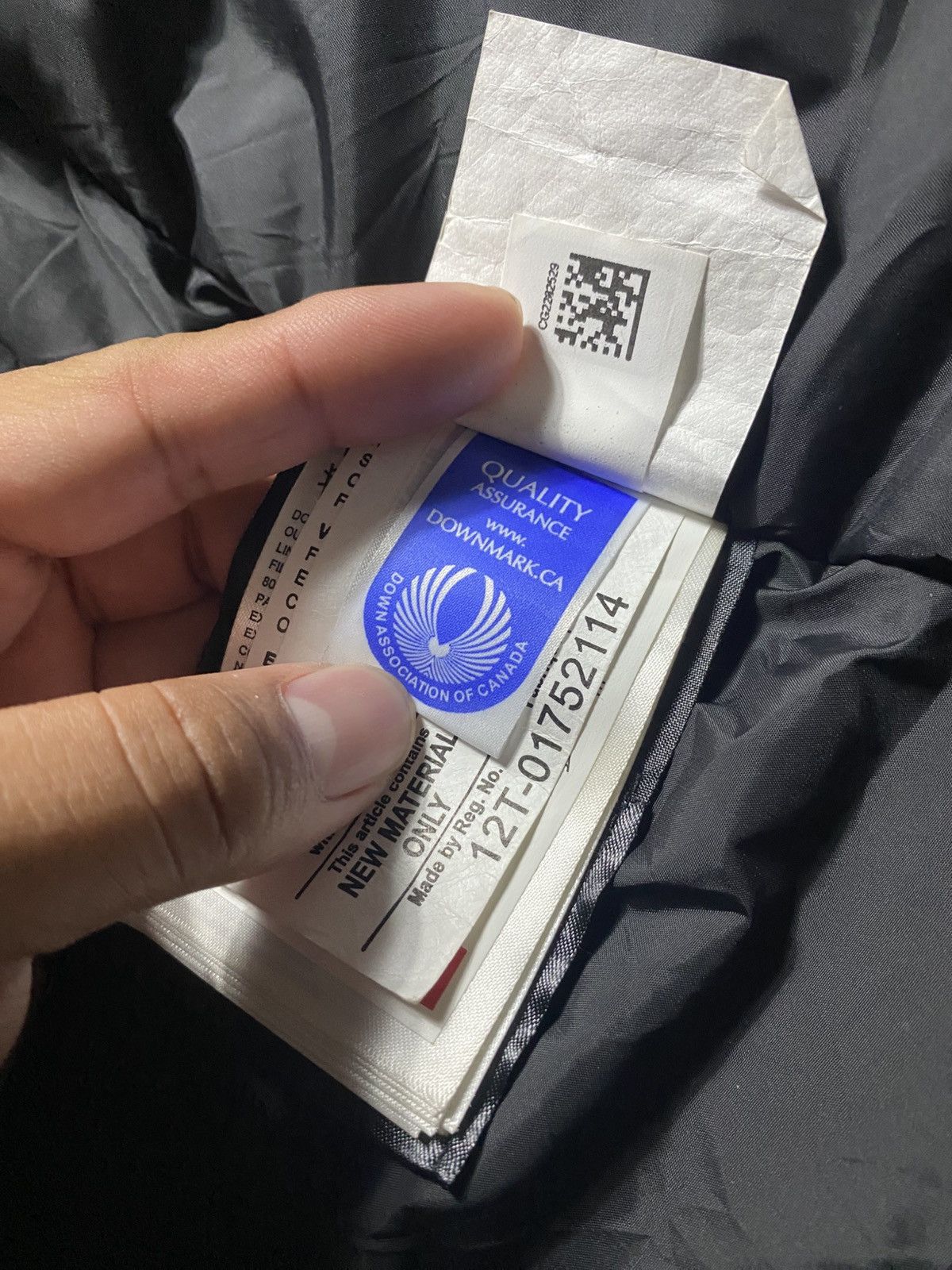 Canada Goose CANADA GOOSE TRILLIUM PARKA FUSION FUR JACKET Size M / US 6-8 / IT 42-44 - 17 Thumbnail