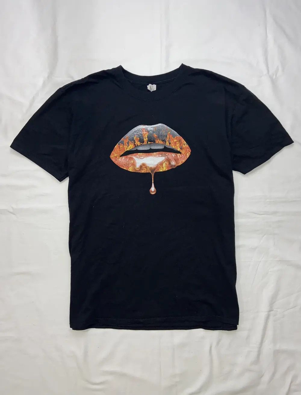 Vintage VINTAGE 90S ART BIG LIPS TEE STREETWEAR JAPANESE SKATE Y2K Size US XL / EU 56 / 4 - 1 Thumbnail