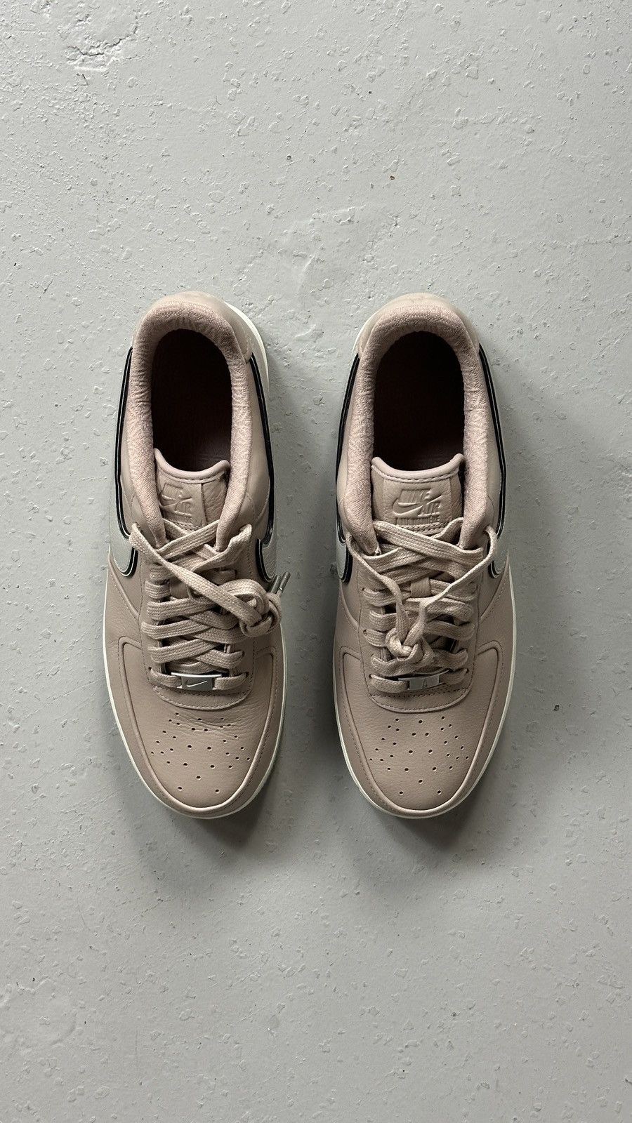 Nike A Ma Maniere Air Force 1 Size US 10.5 / EU 43-44 - 3 Thumbnail