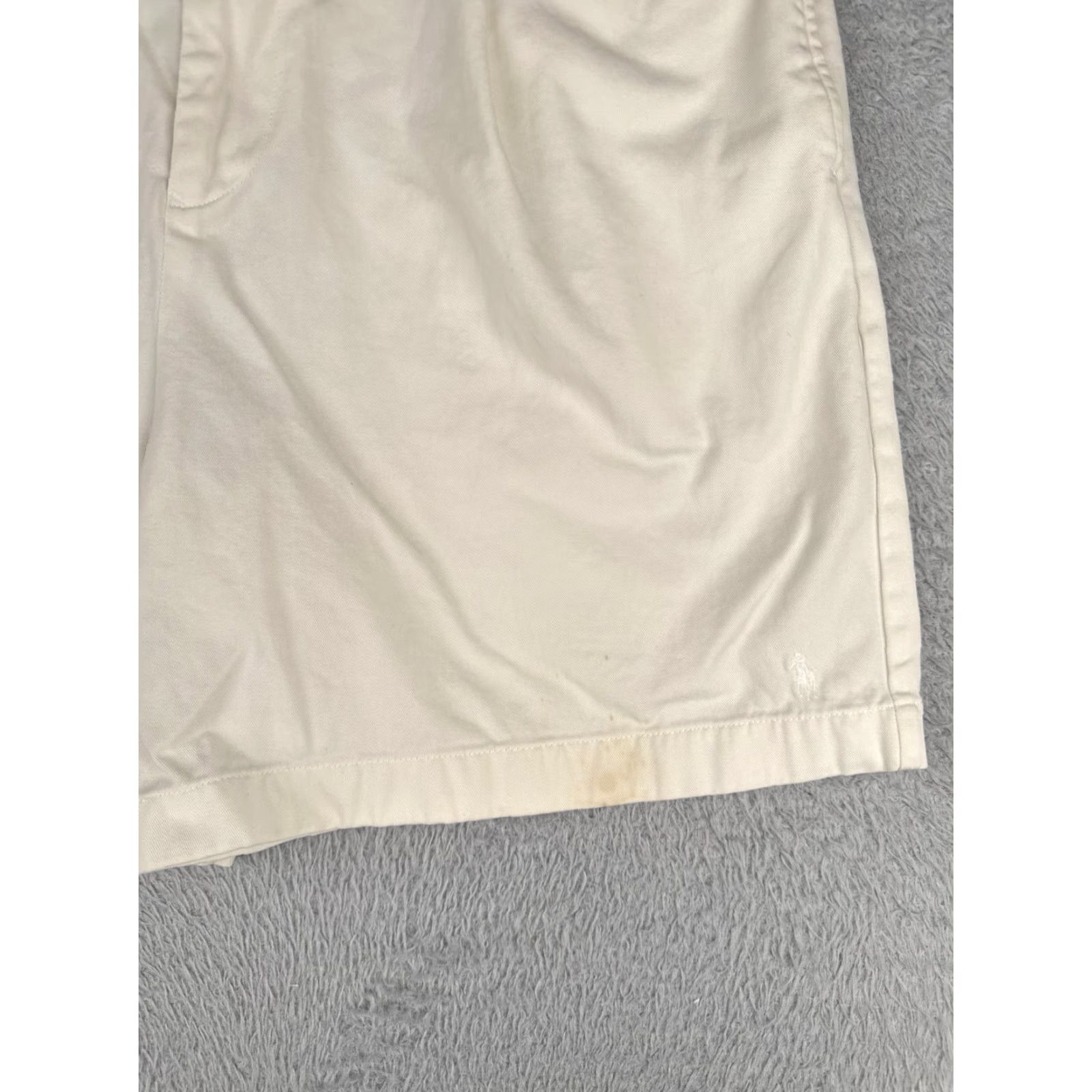 Ralph Lauren Ralph Lauren Golf Shorts Women 8 White Cotton Twill Pleated Regular Inseam 6 in Golf Casual Travel Size 30" / US 8 / IT 44 - 2 Thumbnail