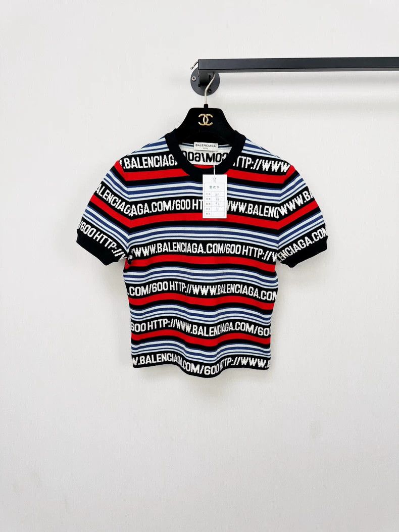 Balenciaga size 40 Knitted short sleeve