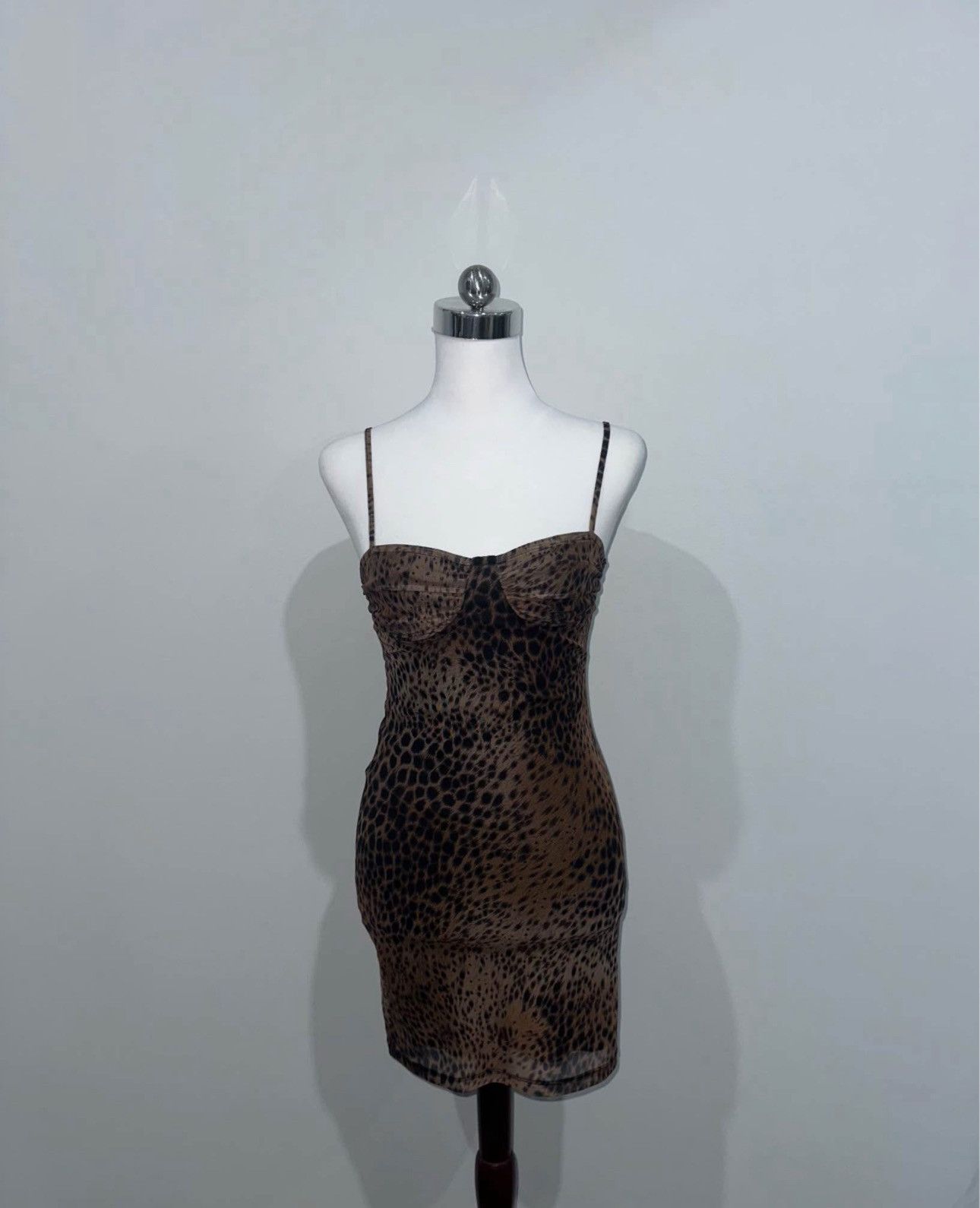 Other Motel Cheetah Mesh Mini Dress XS – Y2K/Club Aesthetic 🔥 Size XS / US 0-2 / IT 36-38 - 4 Thumbnail