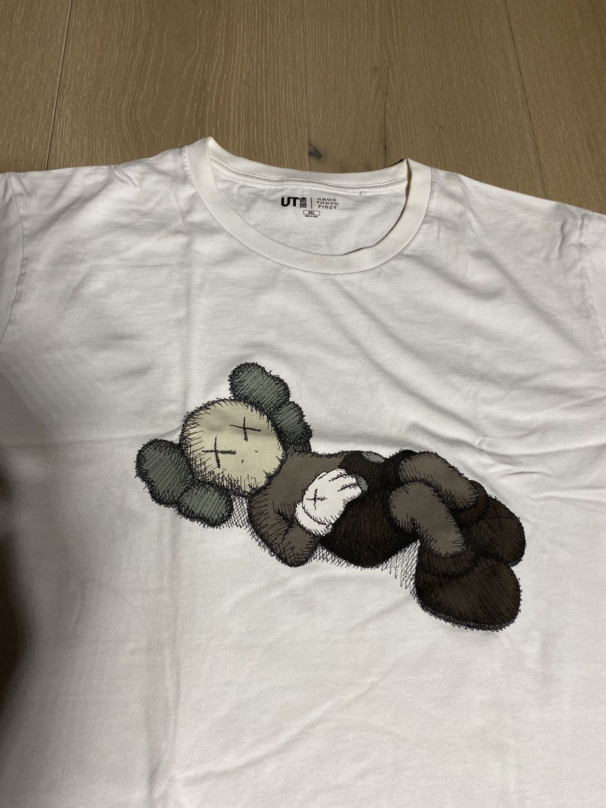 Kaws × Uniqlo Kaws Tokyo First Uniqlo Shirt Size US XXL / EU 58 / 5 - 5 Thumbnail