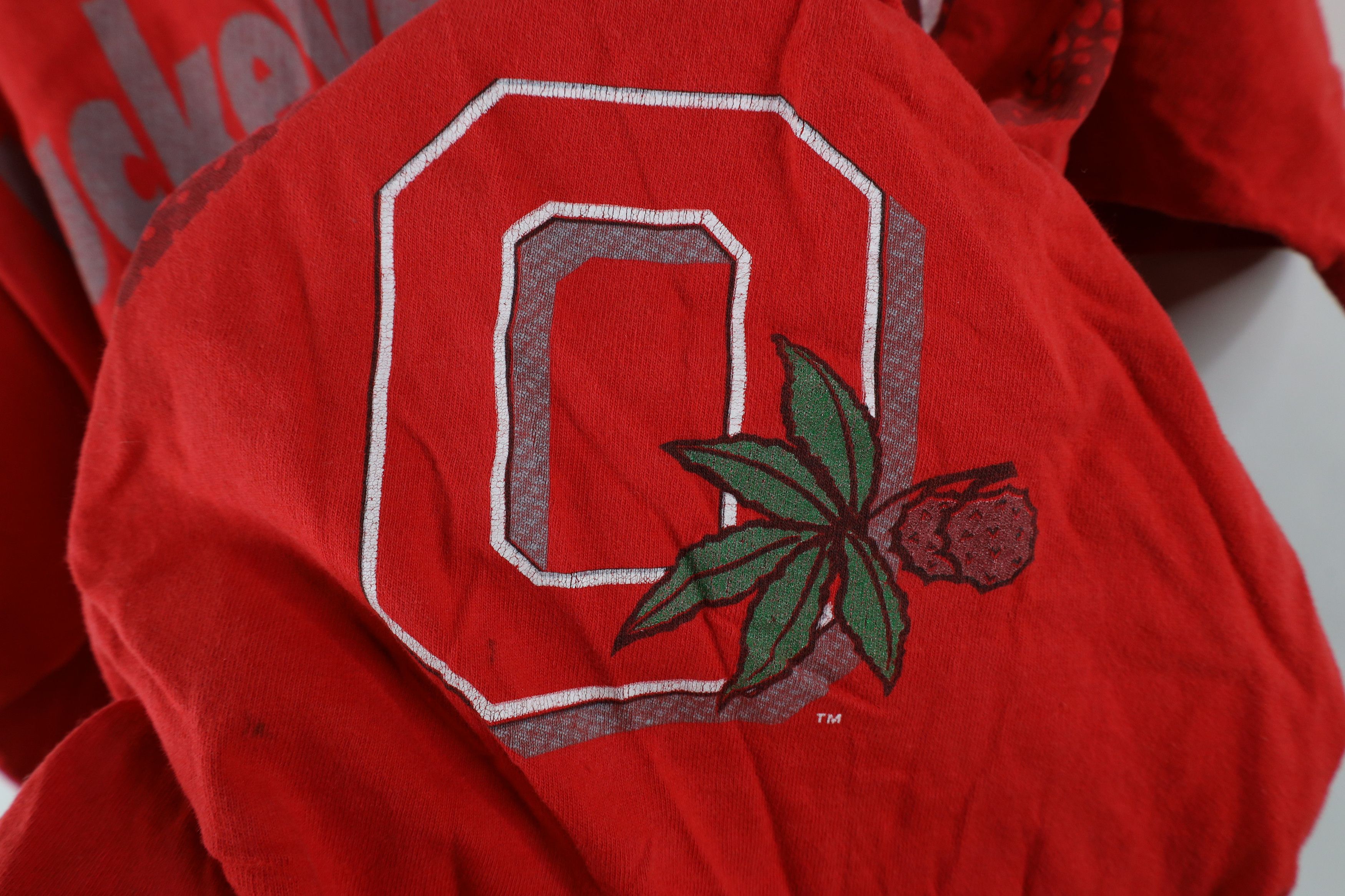 Vintage Vintage 90s All Over Print Ohio State University T-Shirt Size US XL / EU 56 / 4 - 6 Thumbnail