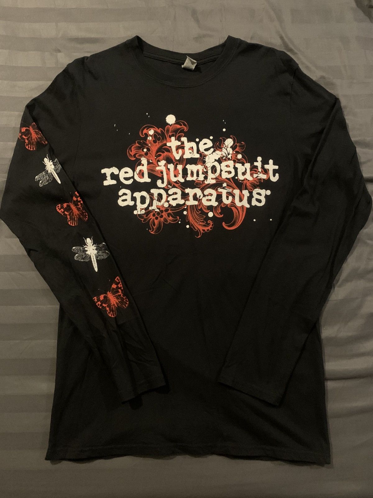 Band Tees The red jumpsuit apparatus Long shirt Size US M / EU 48-50 / 2 - 1 Thumbnail