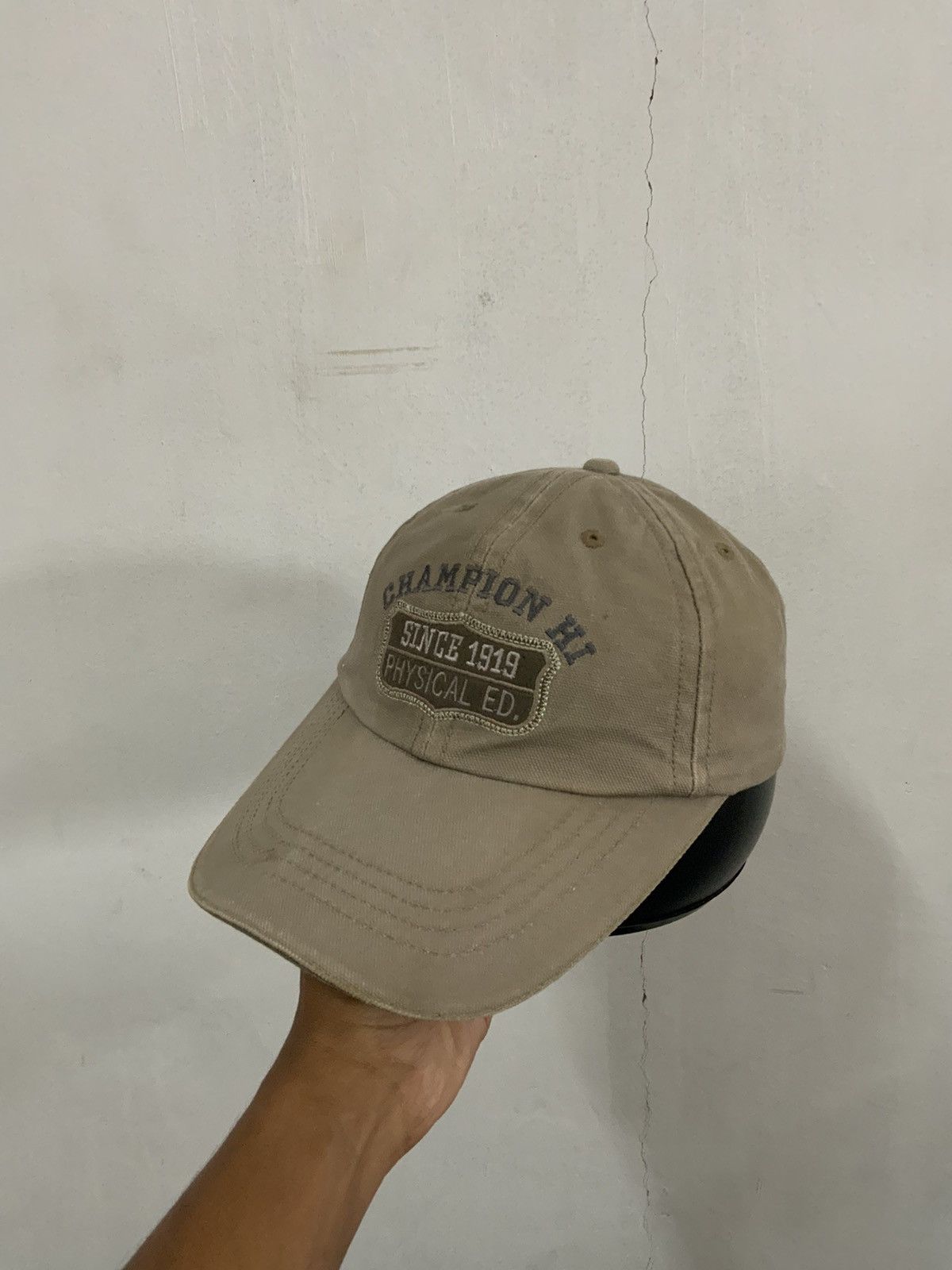 Champion Champion Hi Spellout Japan Hat Size ONE SIZE - 1 Thumbnail