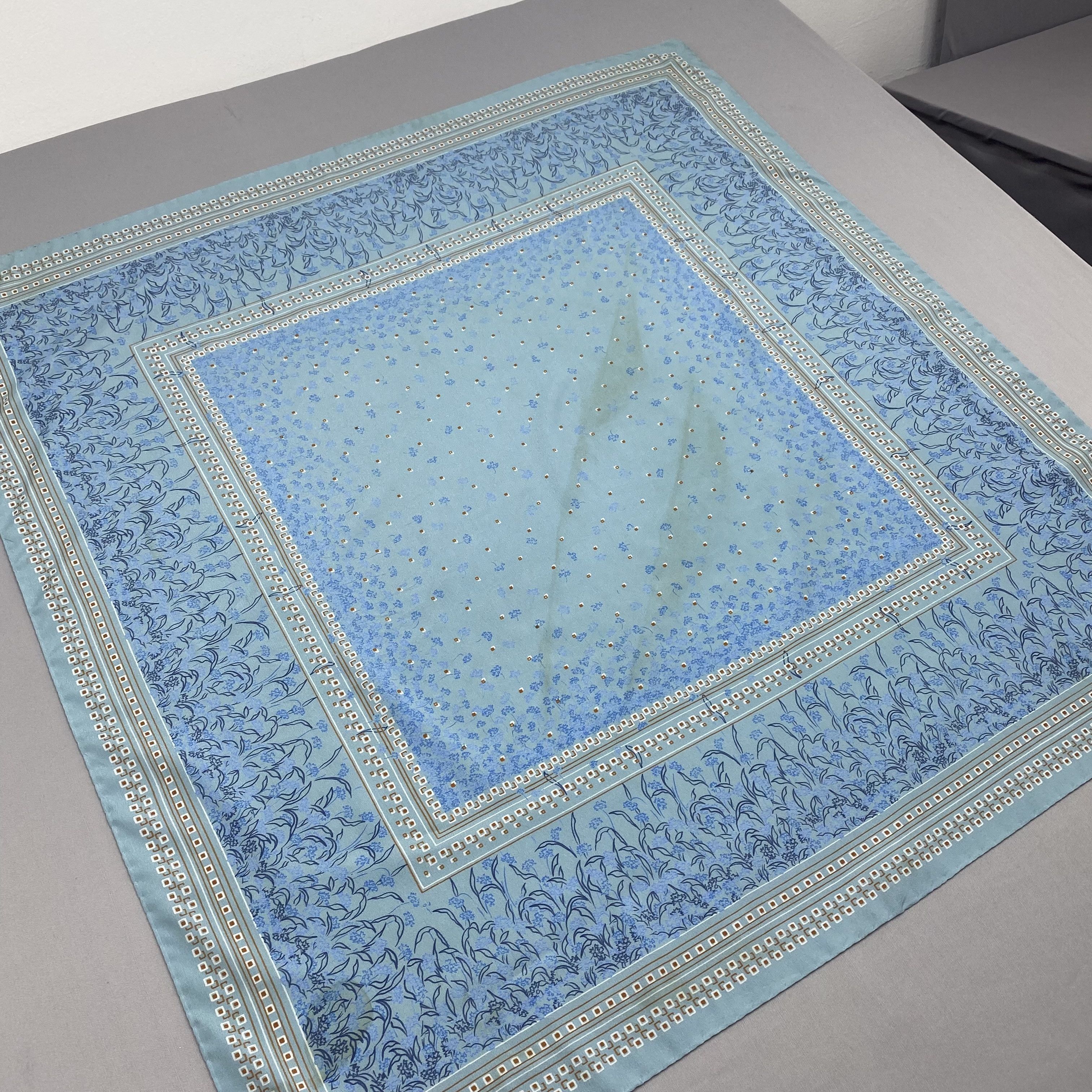 Japanese Brand Vintage Flower Grid SILK Scarf Twill Stole Wraps Scarves Size ONE SIZE - 3 Thumbnail