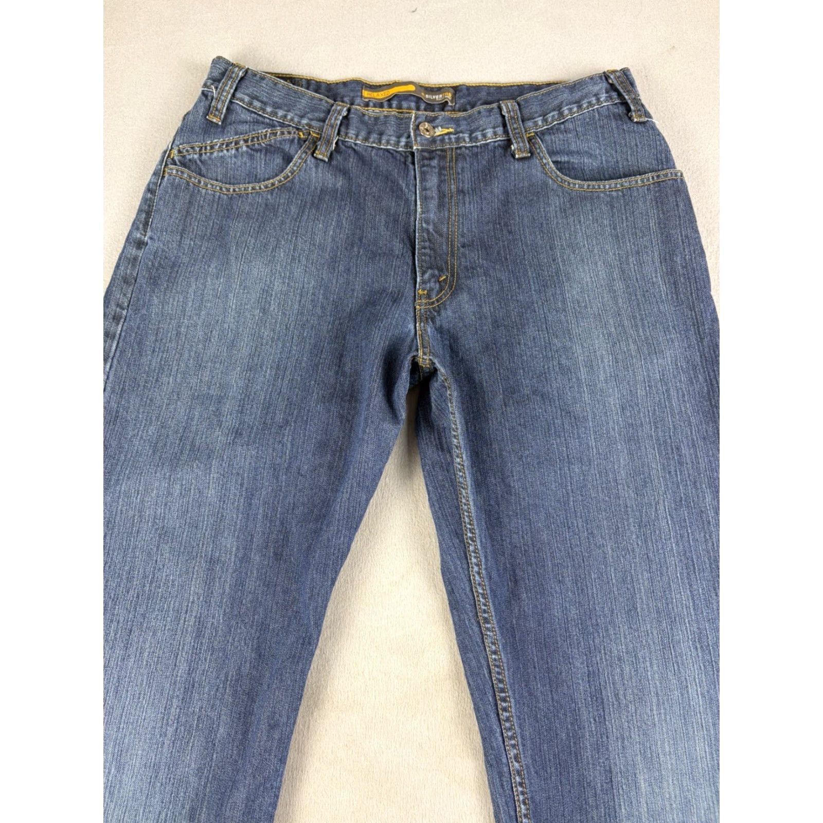 Denime VINTAGE Levi’s Silvertab Jeans Men’s 36x31 Blue Denim Relaxed Fit 90s Y2k Denim Jeans Mens Size US 36 / EU 52 - 2 Thumbnail