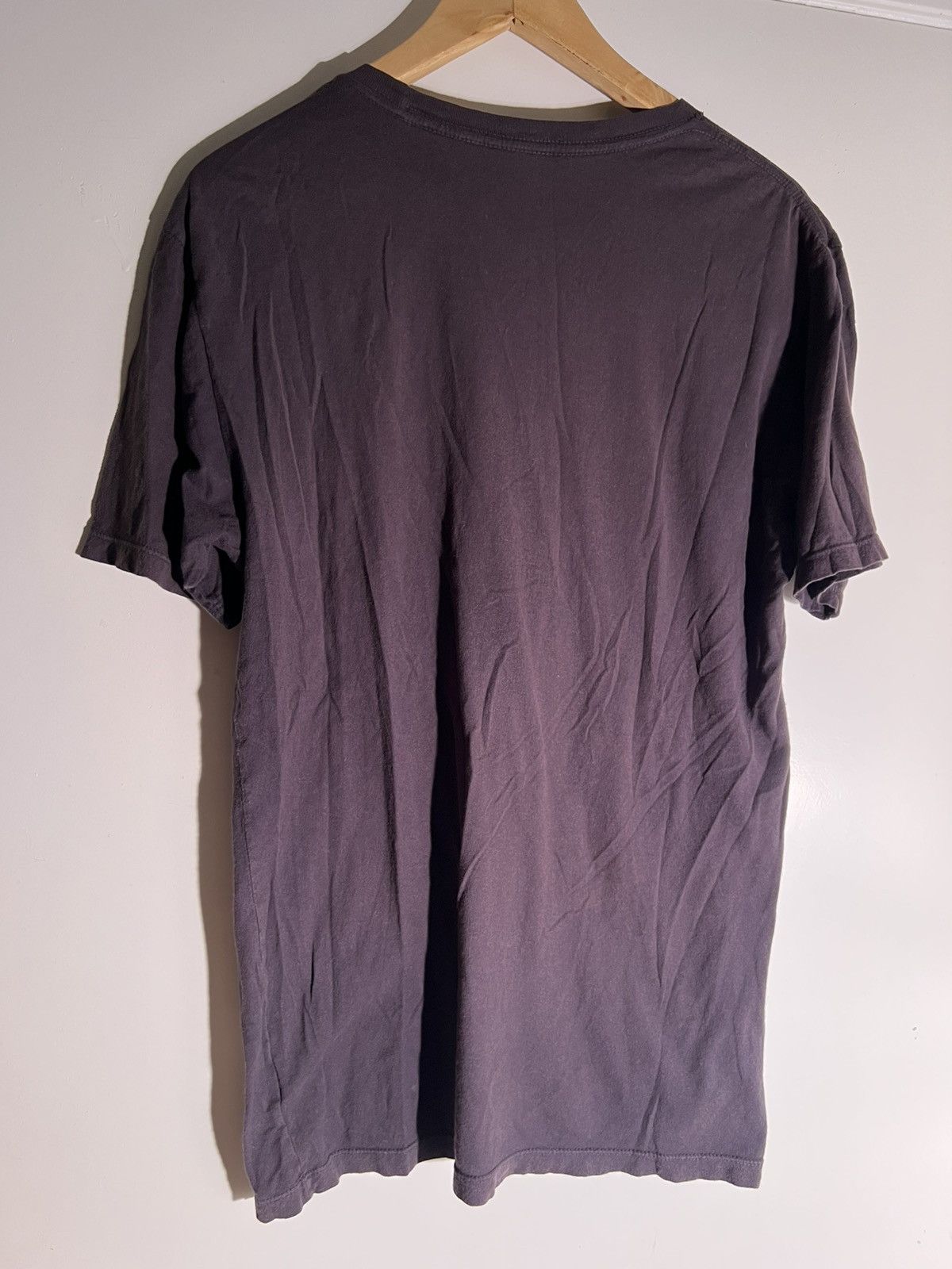 Vintage Y2K 2000’s VTG Vintage Quiksilver Streetwear Skater Goth Tee Size US S / EU 44-46 / 1 - 2 Thumbnail