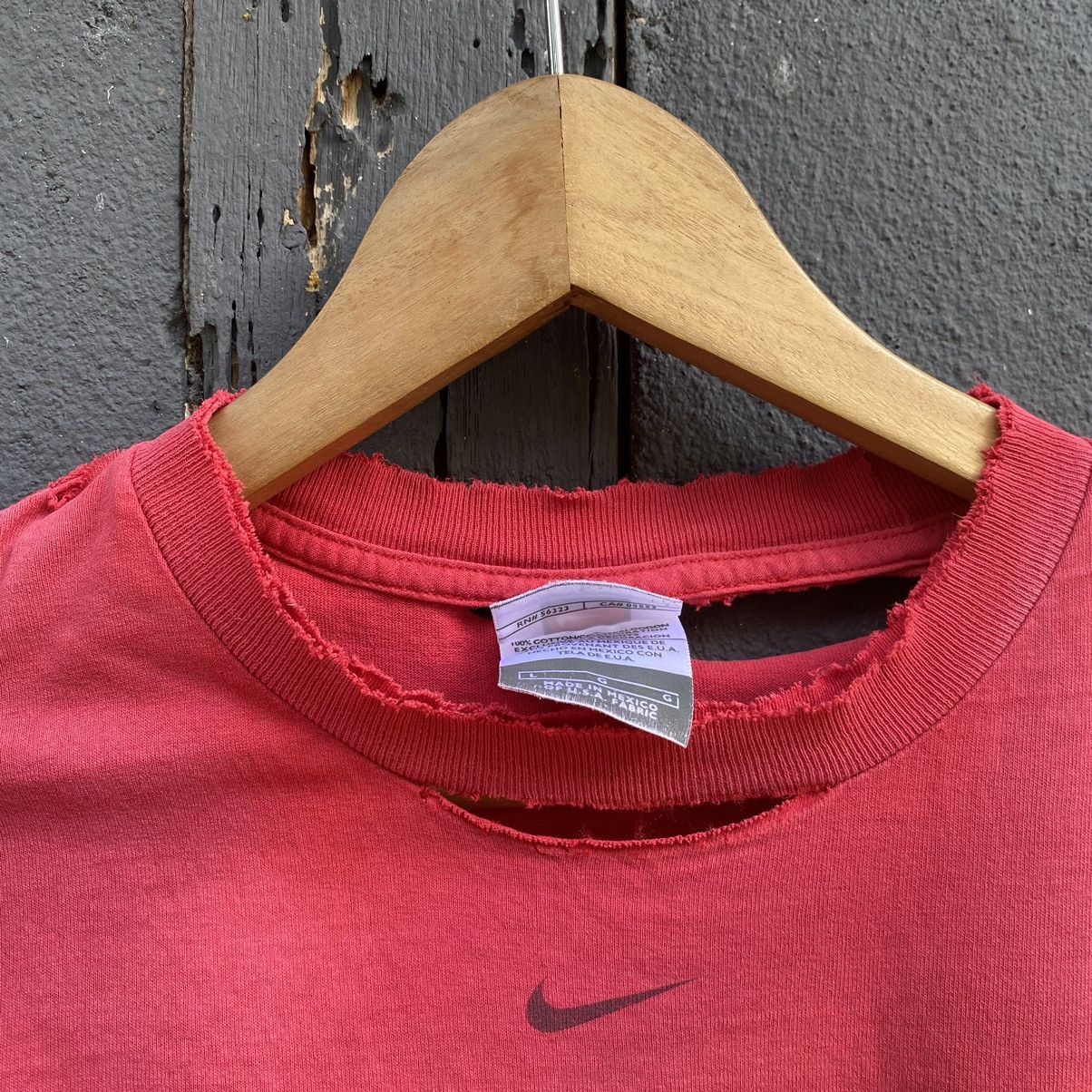 Nike Thrashed Faded Vintage Y2K Nike Cincinnati ERD GRUNGE TEE Size US L / EU 52-54 / 3 - 6 Thumbnail