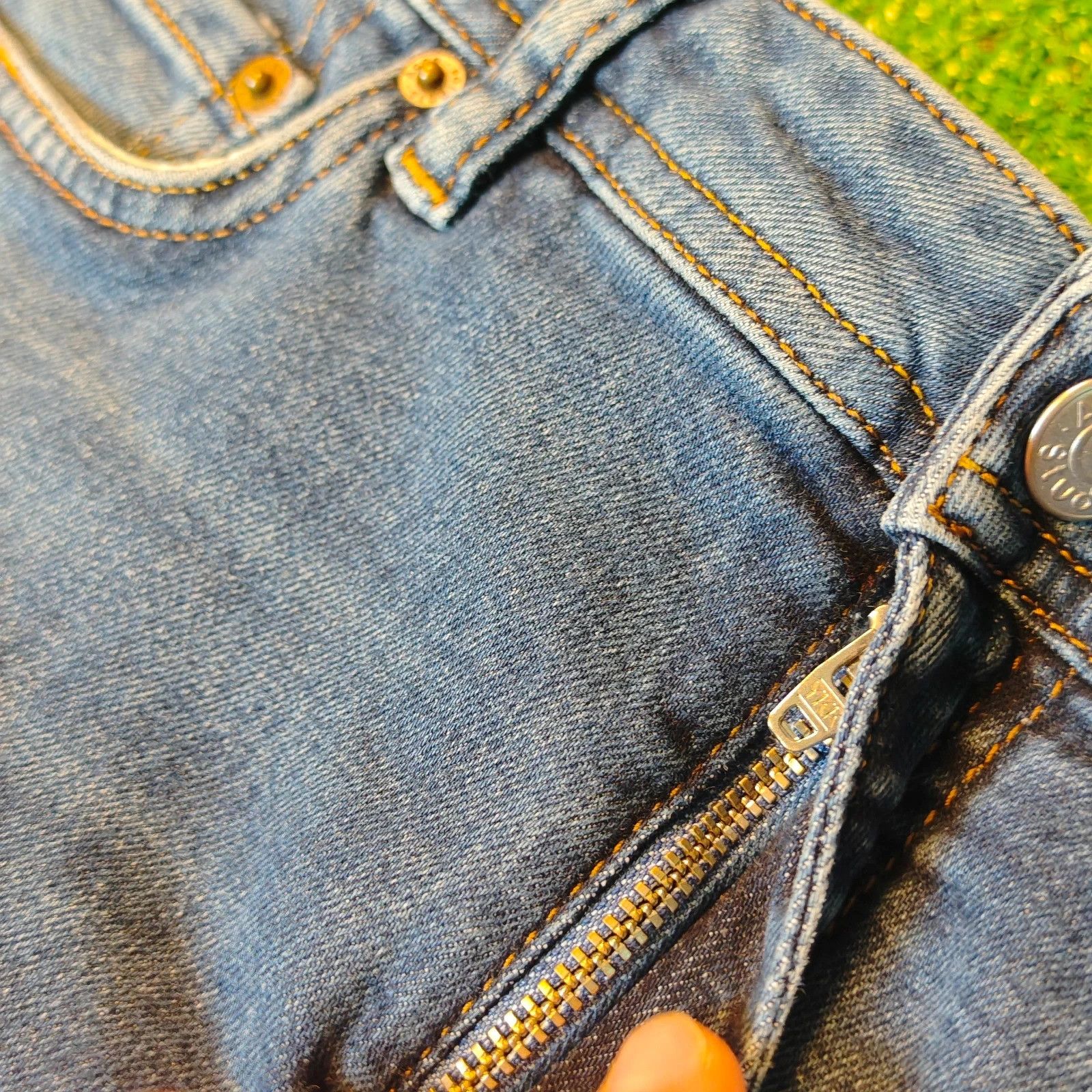 Acne Studios Acne Studios Jeans Womens 30x32 blue slim classic wash Size 30" / US 8 / IT 44 - 9 Thumbnail