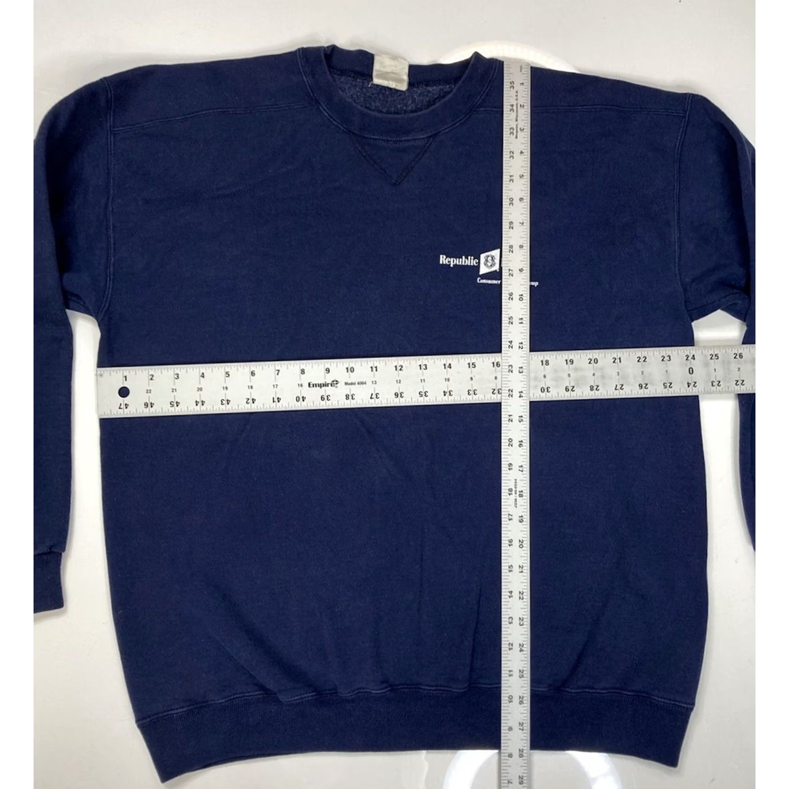 Tultex VINTAGE Republic Bank Change Makes Sense Crewneck Sweatshirt Men Large USA 90s Graphic Print Tultex Blue Cotton Pullover Crew Neck Long Sleeve Size US L / EU 52-54 / 3 - 6 Thumbnail