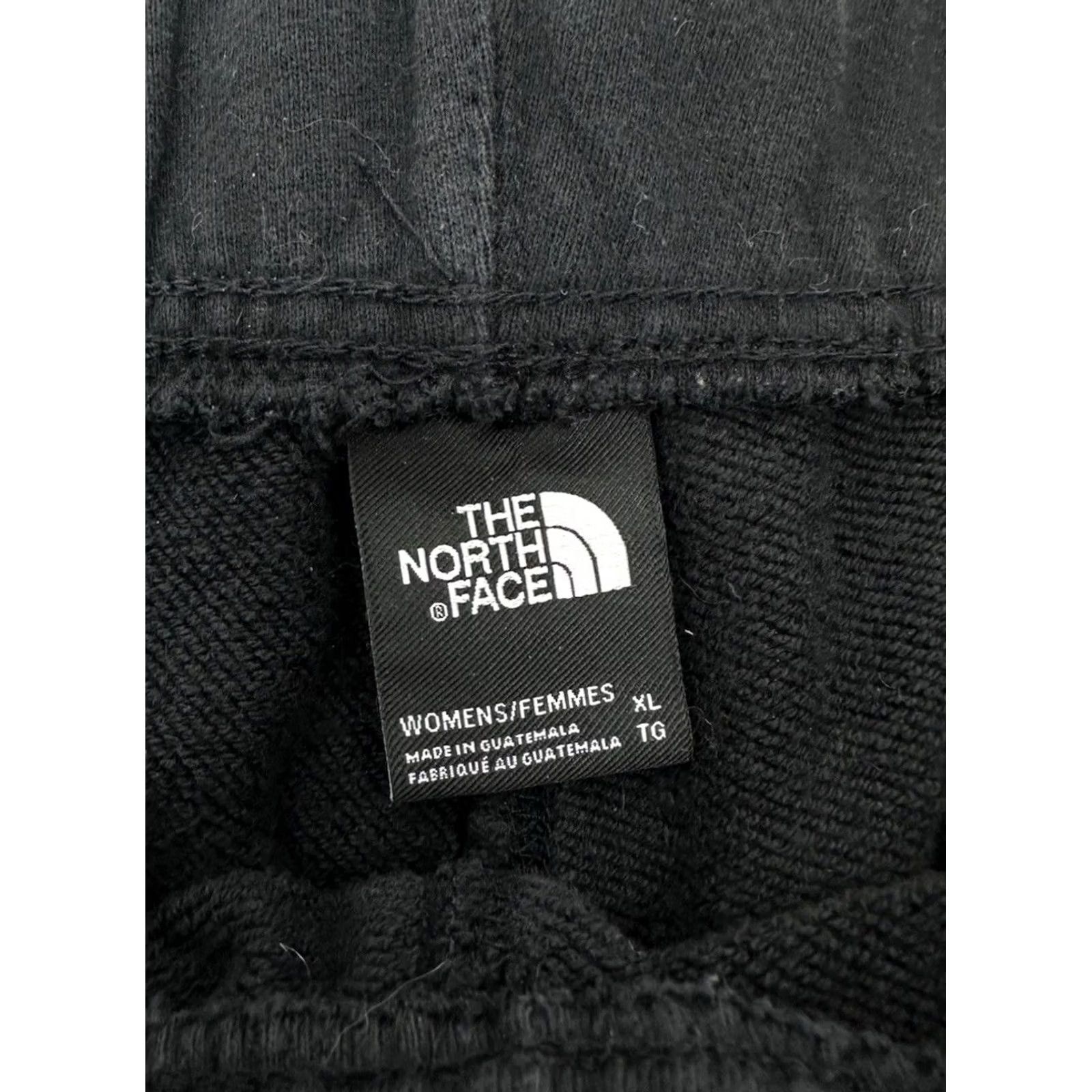The North Face The North Face Half Dome Women’s Fleece Shorts TNF Black XL Womens Regular Size XL Black Sweat Shorts Size 40" / US 18 - 3 Thumbnail