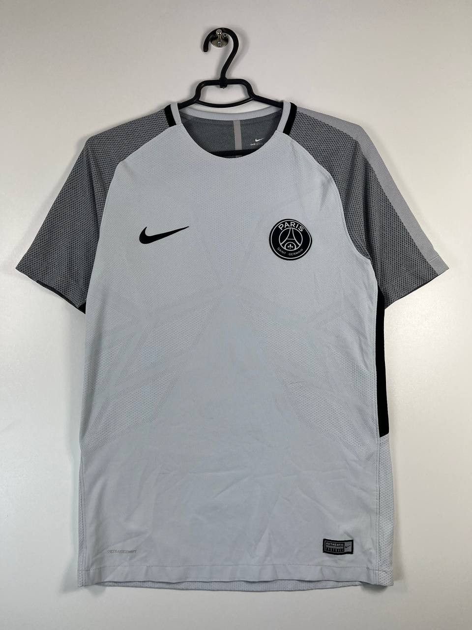 Nike Paris Saint Germain PSG Training Shirt Nike 2017 2018 Mens S Size US S / EU 44-46 / 1 - 1 Thumbnail