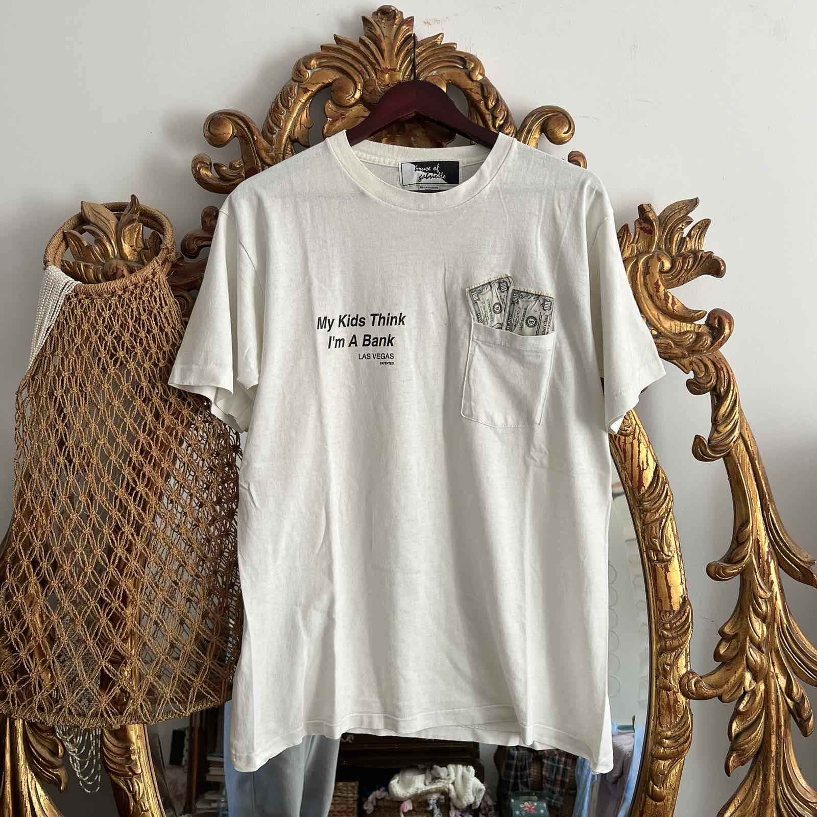 Vintage Vintage My Kids Think I’m A Bank Pocket T Shirt L Tee Size US L / EU 52-54 / 3 - 1 Thumbnail