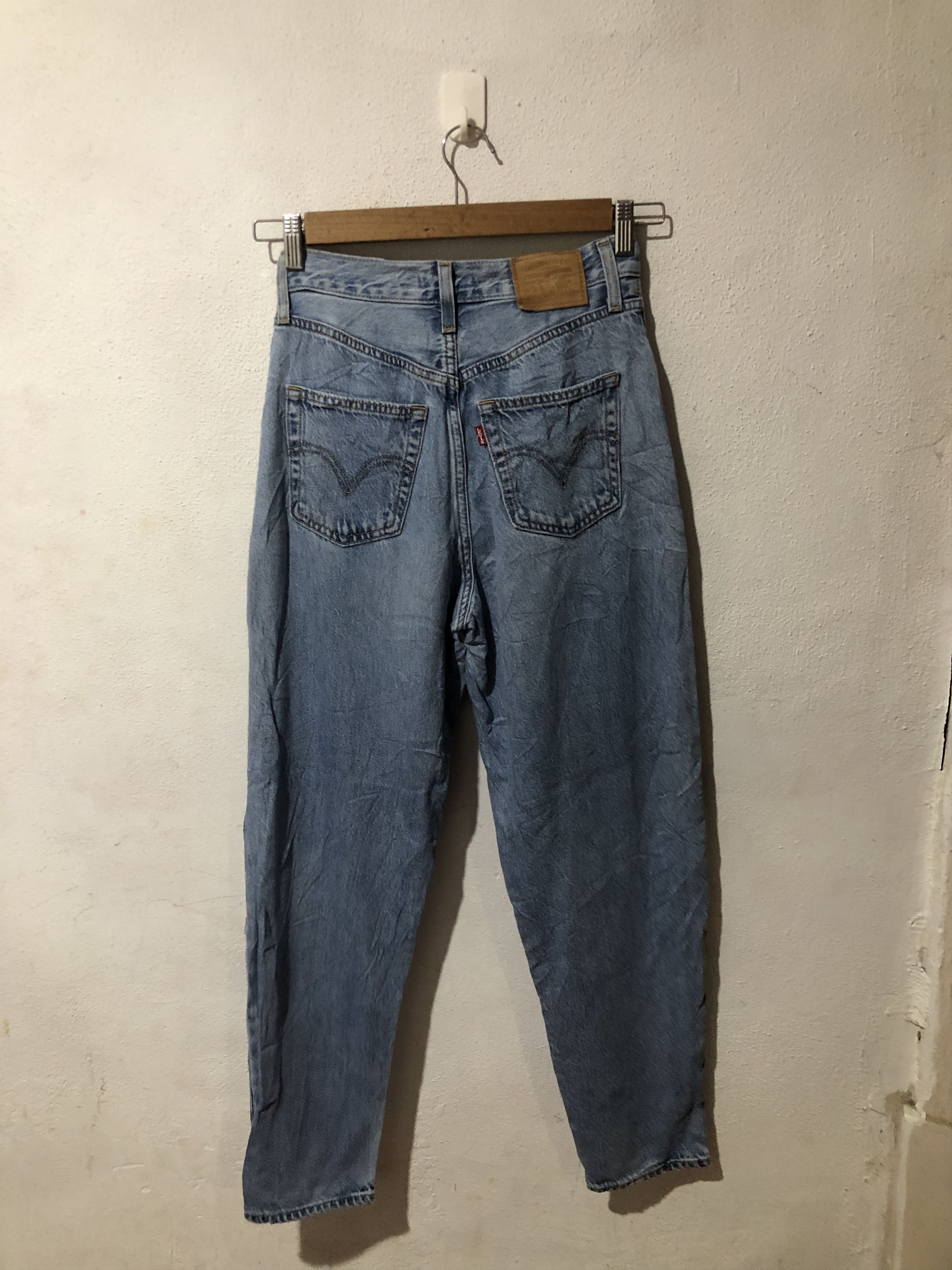 Levi's Levis Big E High Loose Taper Size 28" / US 6 / IT 42 - 1 Thumbnail