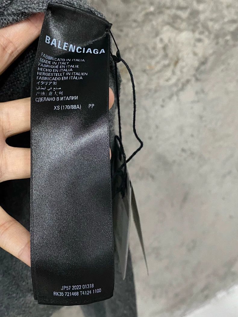 Balenciaga Balenciaga Embroidered Logo Sweater Size US XS / EU 42 / 0 - 7 Thumbnail