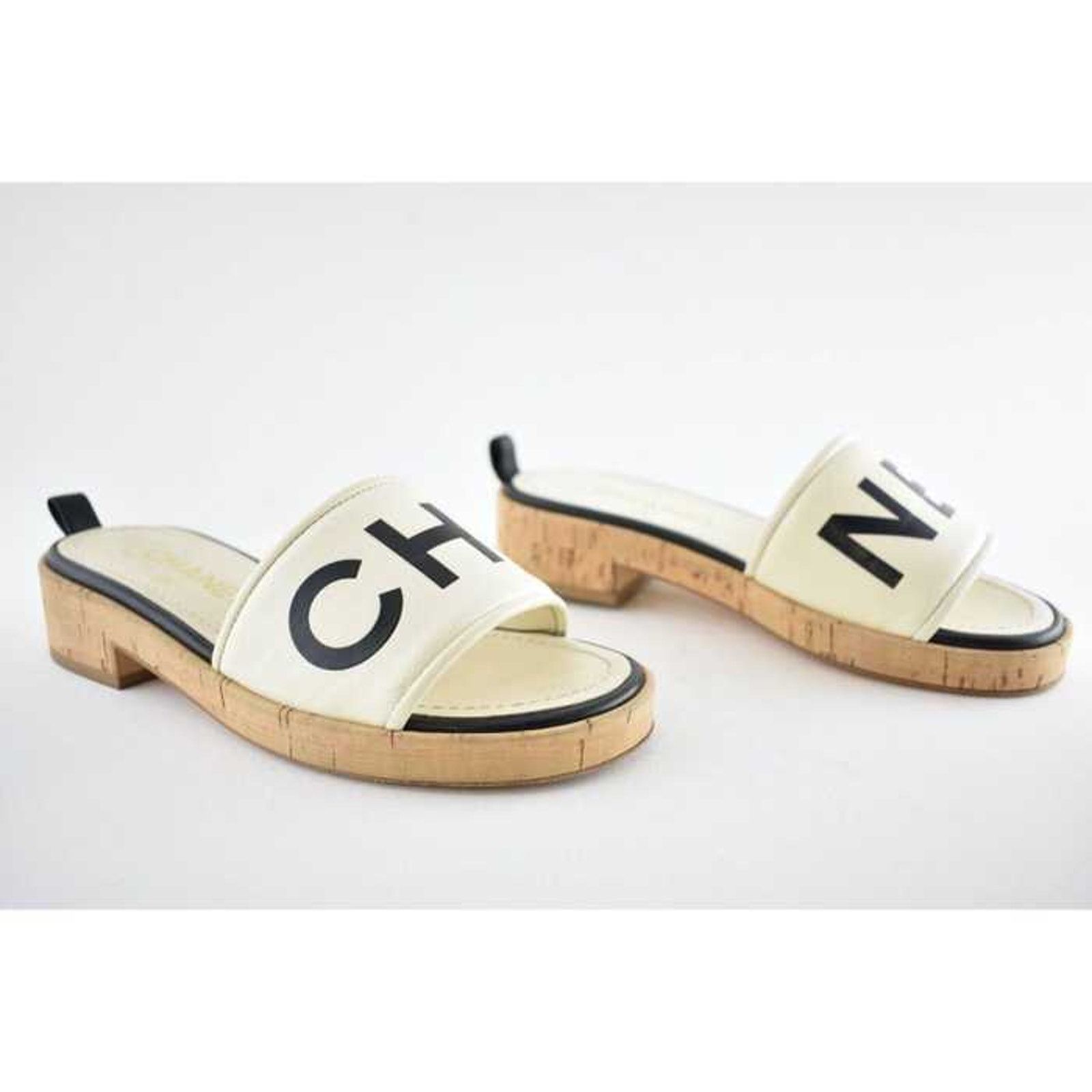 Chanel Chanel 19S Ivory Black Letter CC Logo Cork Mules Slide Size US 5 / IT 35 - 4 Thumbnail
