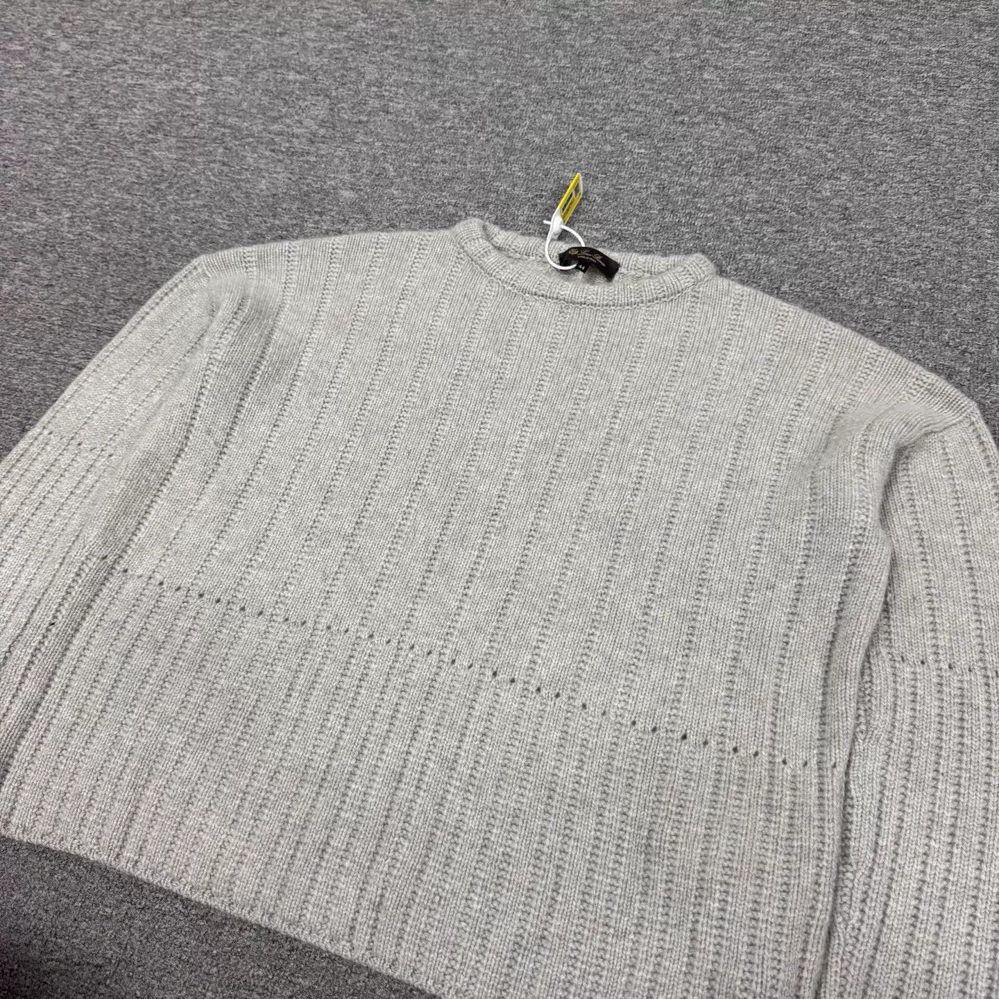 Loro Piana Loro Piana Light Gray Pitstripe Cashmere Crewneck 44 99N Size M / US 6-8 / IT 42-44 - 3 Thumbnail