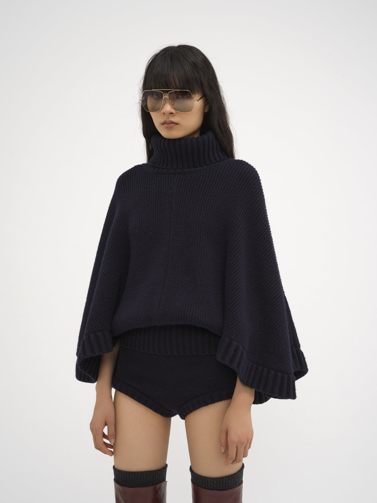 Chloe o1loc1c11025 Short Turtleneck Cape in Navy Size M / US 6-8 / IT 42-44 - 3 Thumbnail