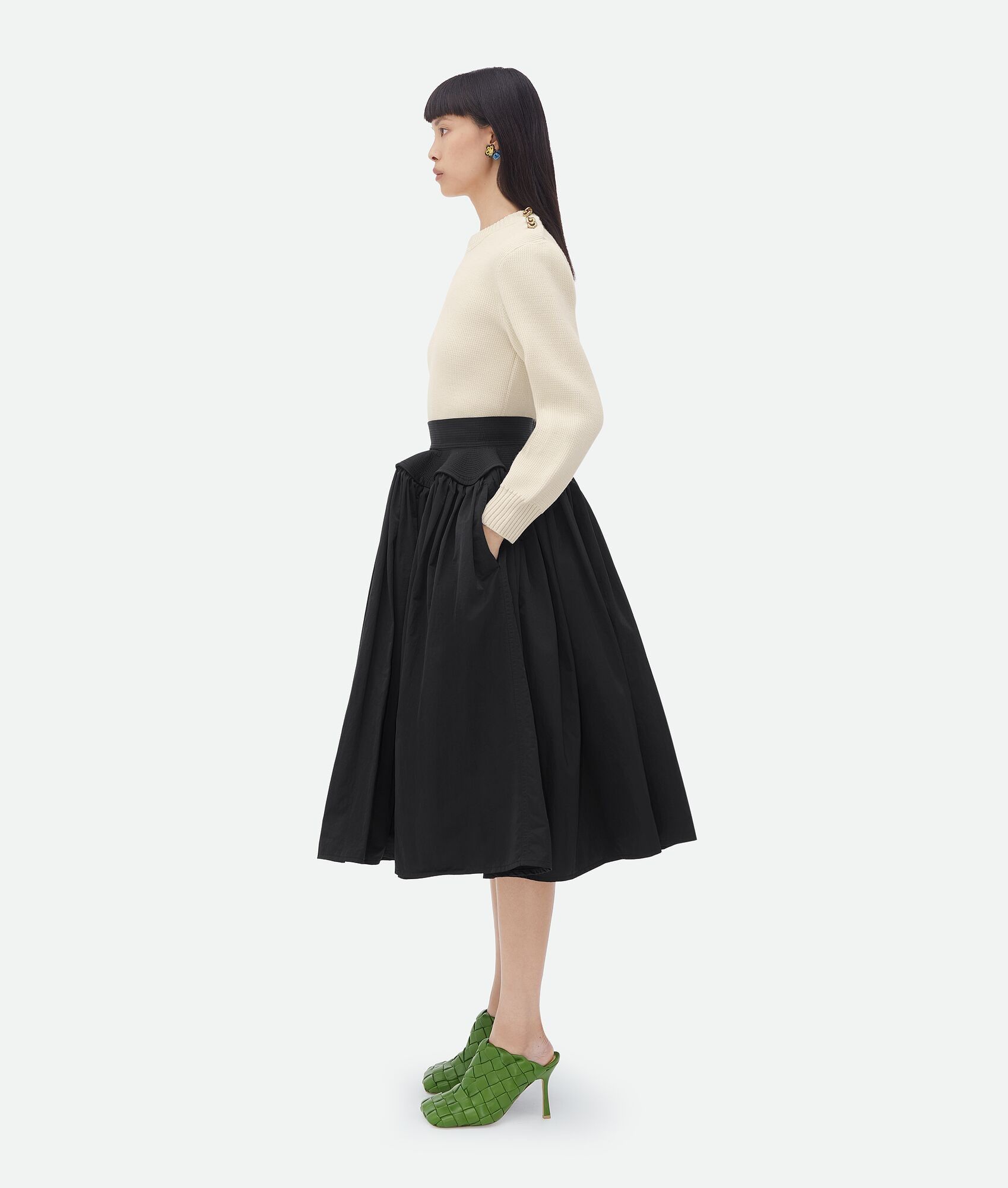 Bottega Veneta o1bcso1str0225 Stretch Mules in Green Size US 6 / IT 36 - 5 Thumbnail