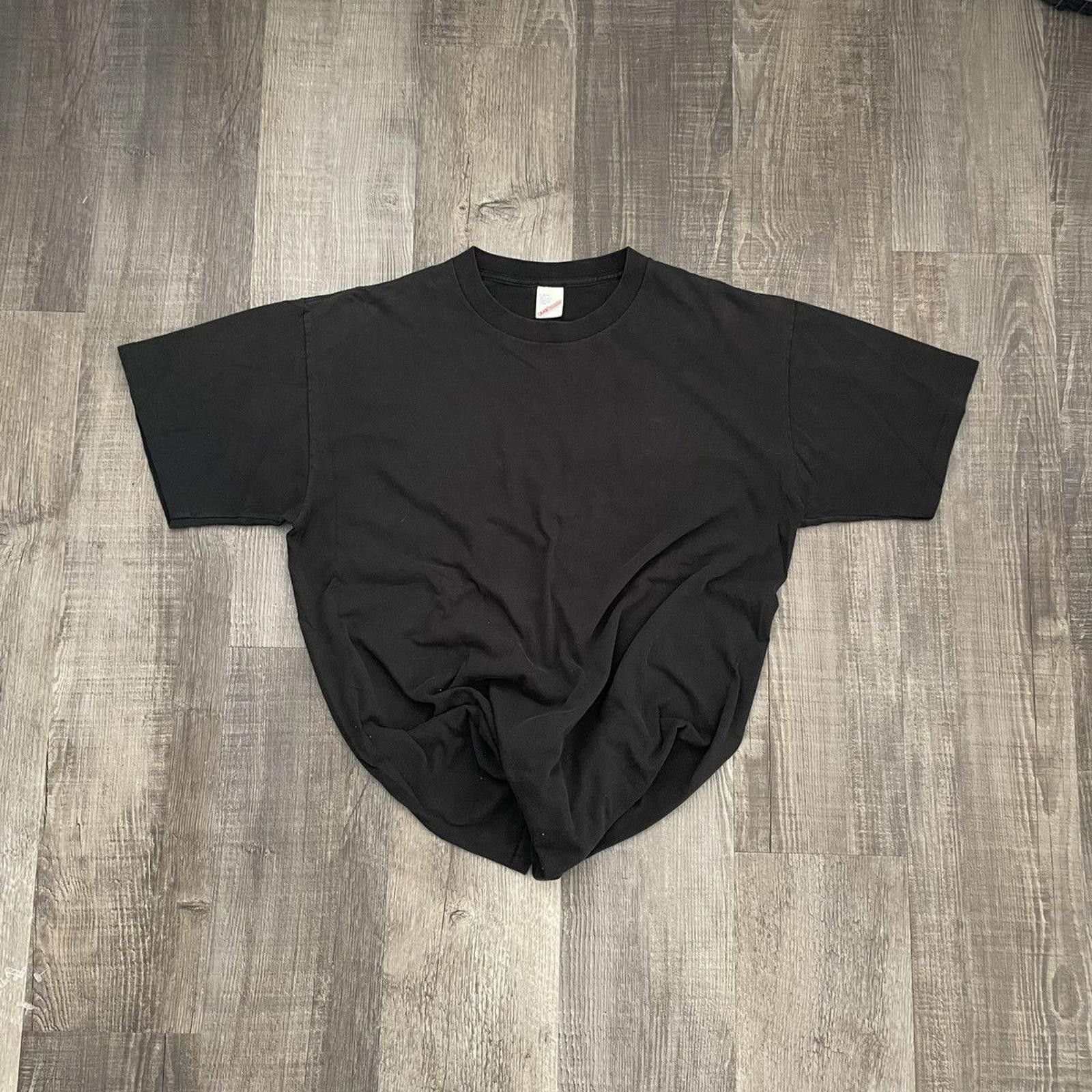 Vintage DUKE ATHLETIC PRODUCTS • VNTG "Black" Single Stitch Tee (XL) Size US XL / EU 56 / 4 - 1 Thumbnail