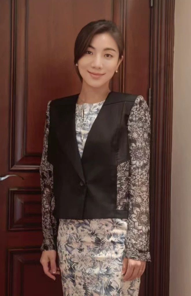 Helmut Lang Helmut Lang Asymmetric Black Blazer - dmc Size US M / EU 48-50 / 2 - 1 Thumbnail