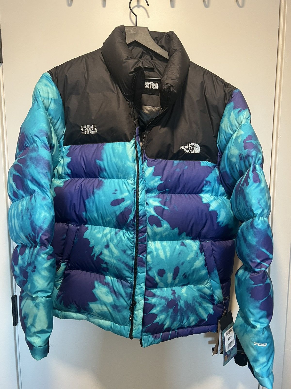 sneakersnstuff SNS puffur vest L Jackets | SNS EU - SNEAKERSNSTUFF