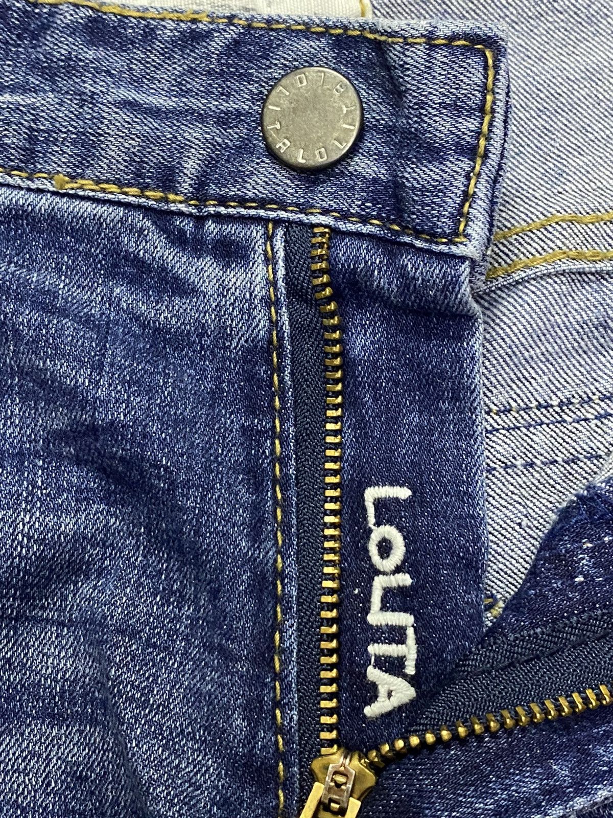 Japanese Brand Japanese Brands Lolita Y2K Distressed Skinny Jeans Size US 32 / EU 48 - 14 Thumbnail