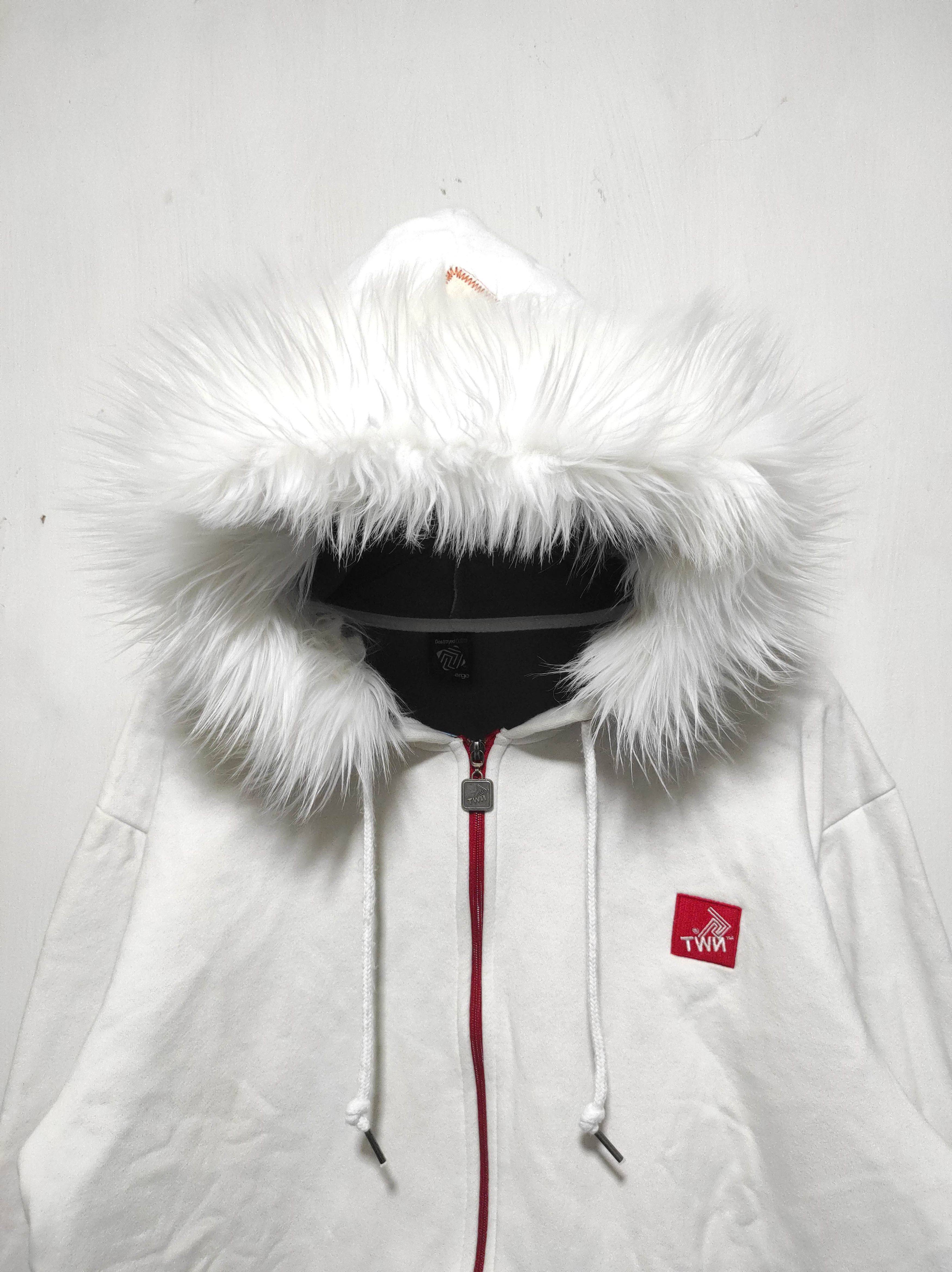 Japanese Brand TEN White zip fur hoodie ifsix LGB style Size US L / EU 52-54 / 3 - 3 Thumbnail