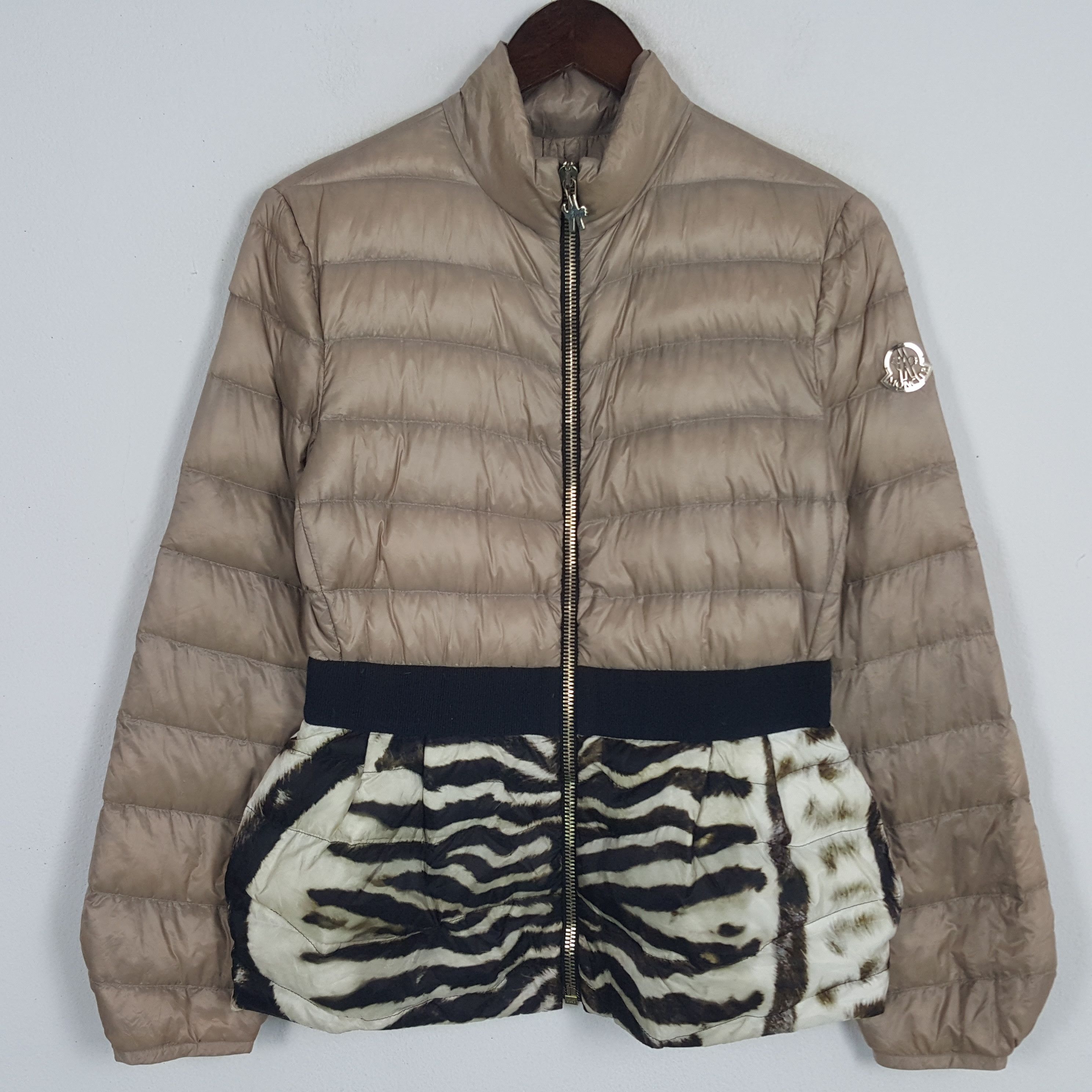 Moncler × Vintage Vintage Moncler Italy Zebra Puffer Jacket Size S / US 4 / IT 40 - 1 Thumbnail