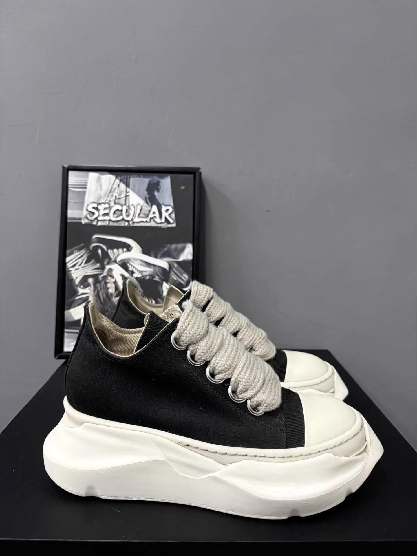 Rick Owens Rick Owens 22SS Thick Lace Black White Ramones K34 Size US 7 / IT 37 - 4 Thumbnail