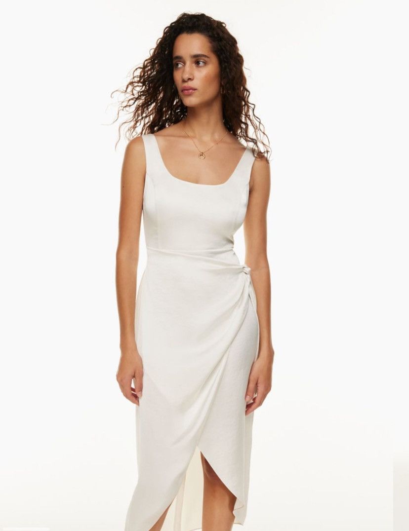 white christmas dresses Aritzia Wilfred New Novella Dress – Mariée