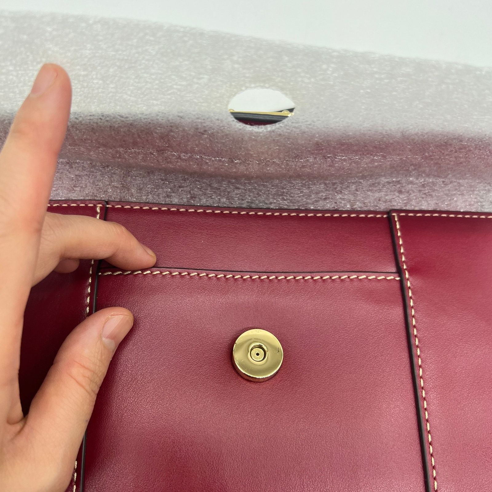 Dooney & Bourke Dooney & Bourke Wexford Leather Casey Clutch Mulberry Size ONE SIZE - 15 Thumbnail