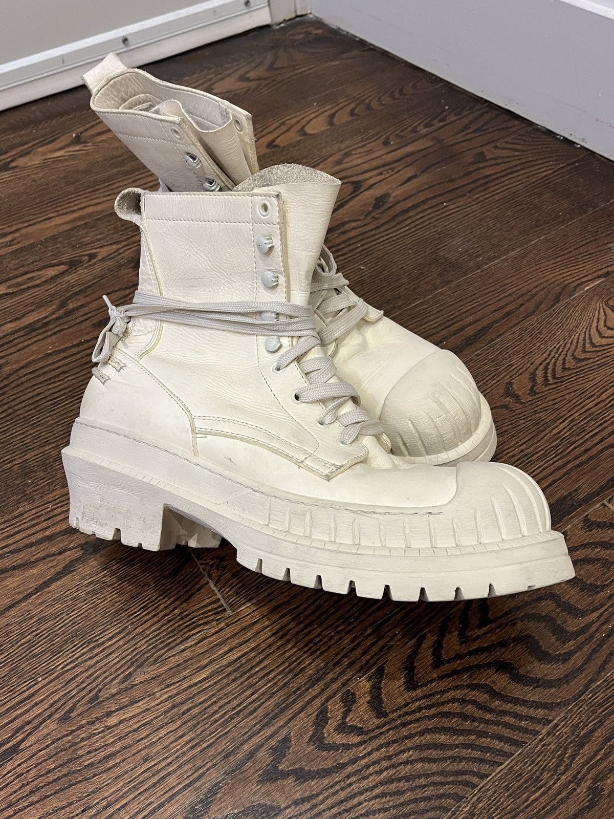 Acne Studios Acne Studios Leather Trooper Boots (unisex) Size US 11 / EU 44 - 5 Thumbnail