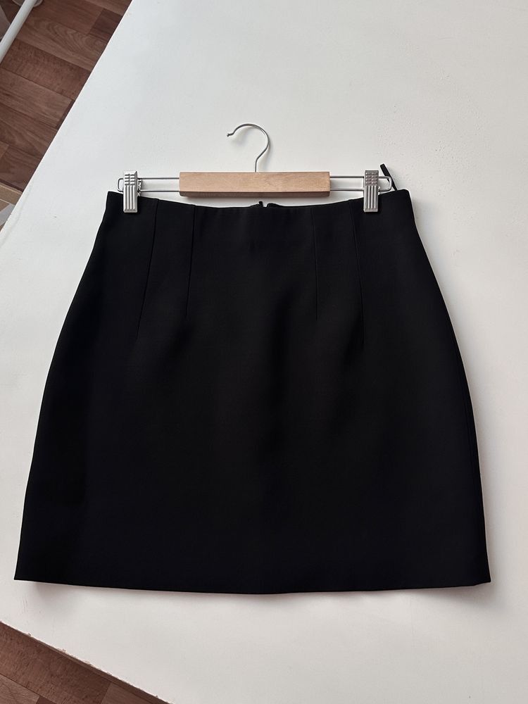 Gucci Gucci Italy Wool Silk Skirt Size 28" / US 6 / IT 42 - 1 Thumbnail
