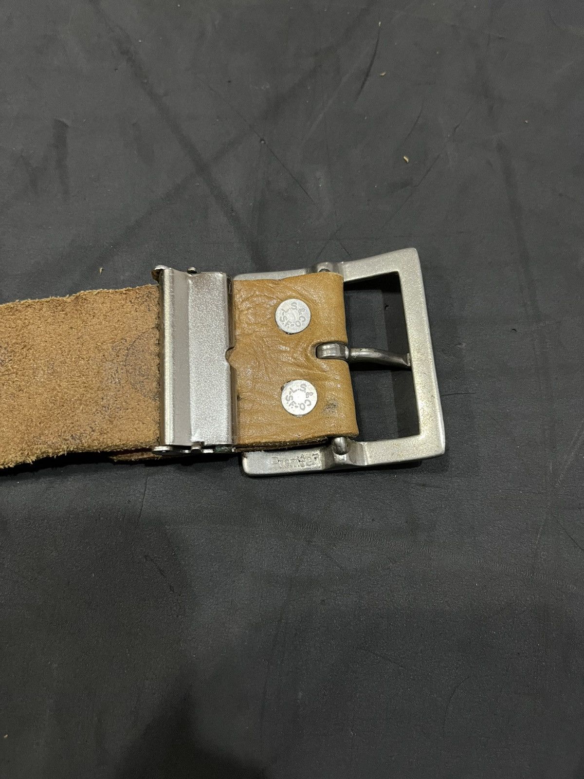 Levi's × Levi's Made & Crafted × Levi's Vintage Clothing 💸BINDINGOFFER💸Vintage levis studed belt Size 32 - 3 Thumbnail